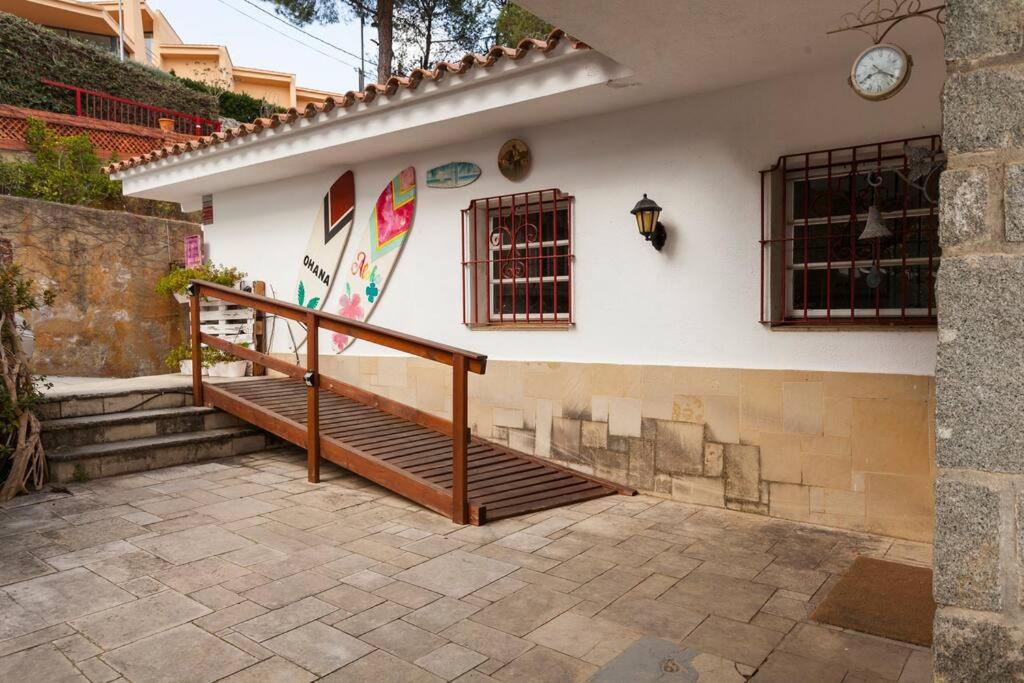 Wonderful house in the mountains with sea views