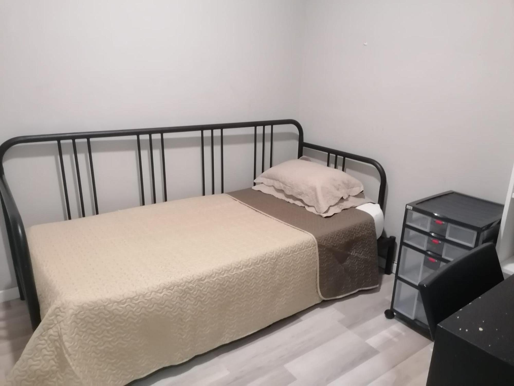 Hostel Seven Hills