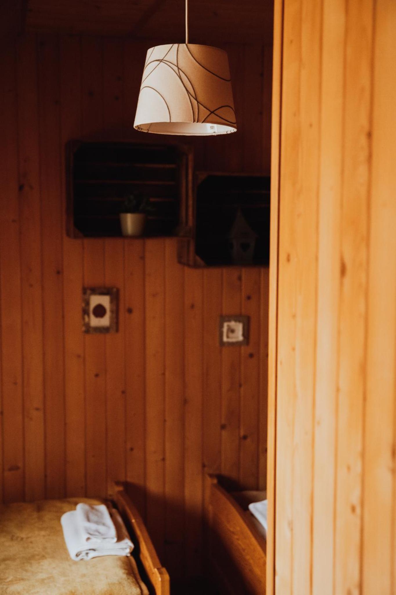 Photo 103