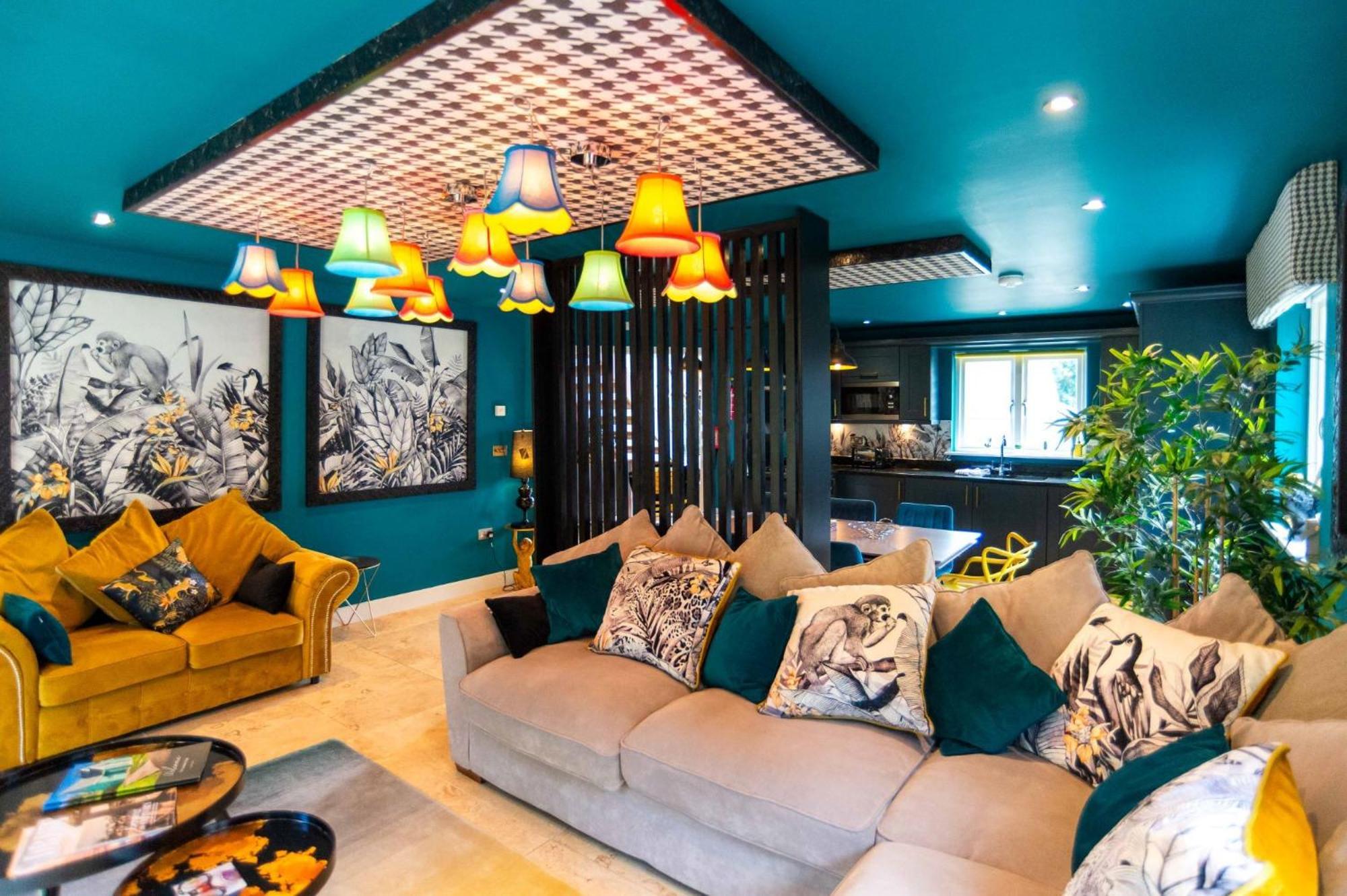 Trewhiddle Retreat V3 by Together Travel - Luxury 4-Bedroom Villa view 4