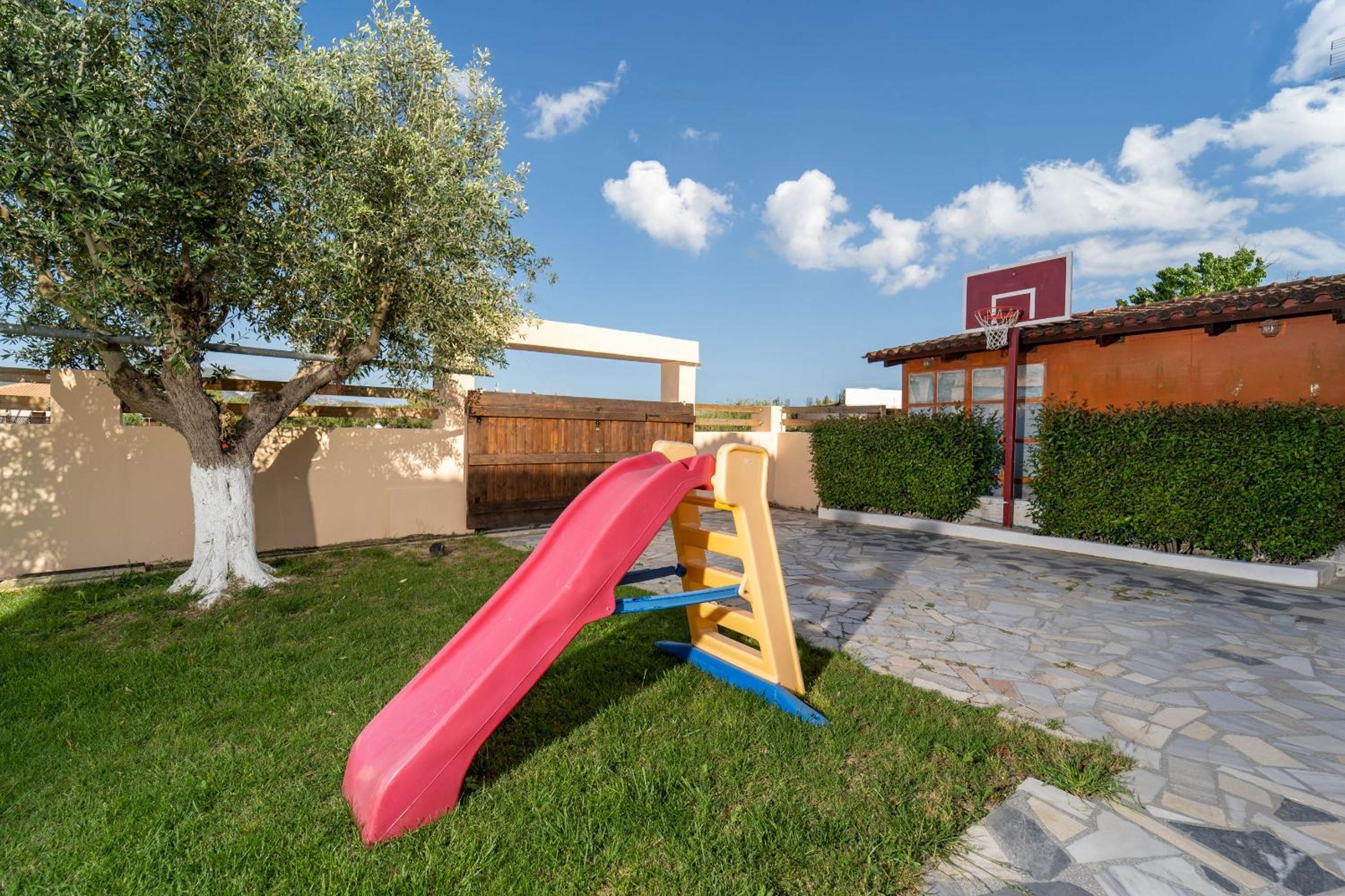 Mataragkas Villa - 1km from Laganas Center, by ZanteWize