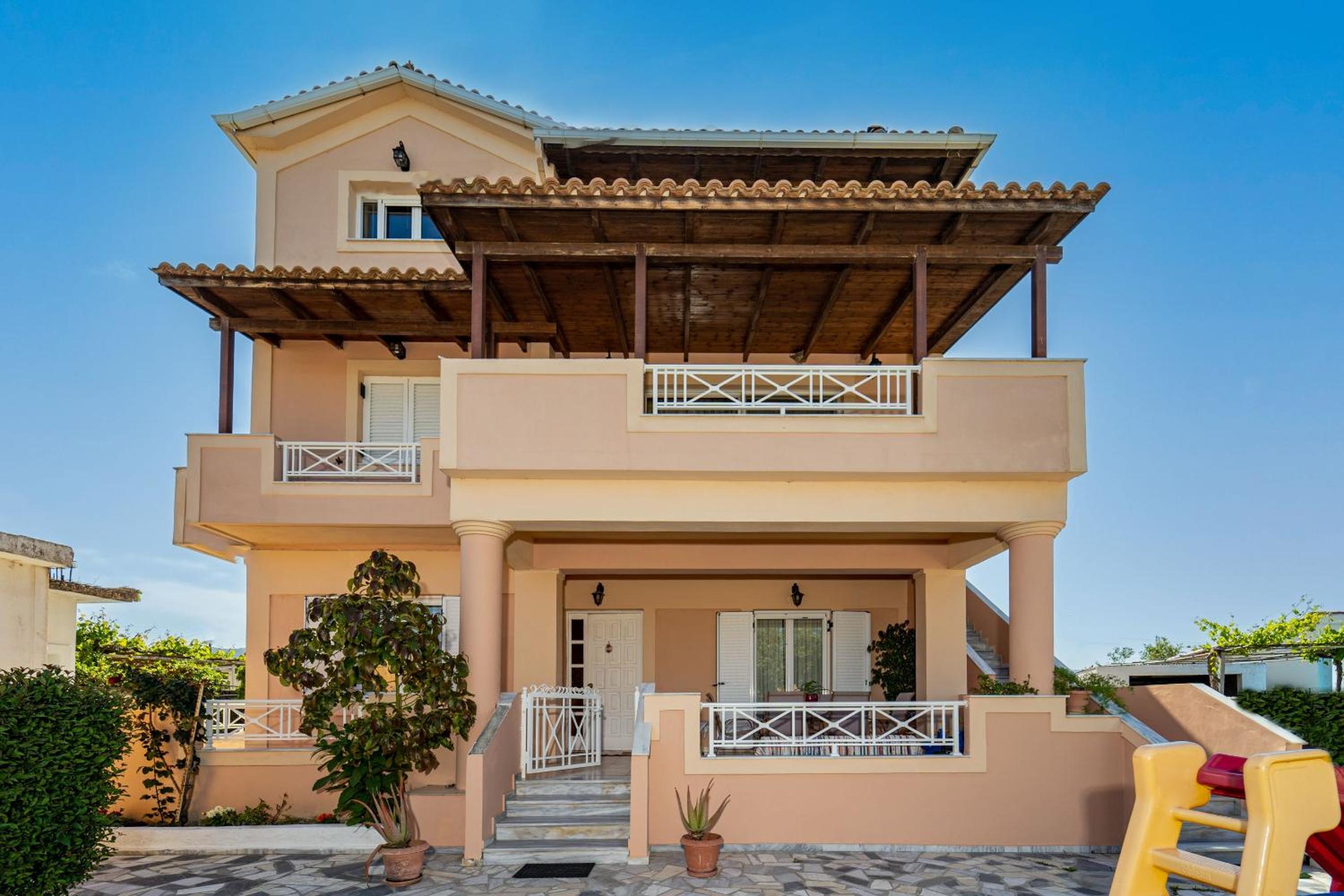 Mataragkas Villa - 1km from Laganas Center, by ZanteWize