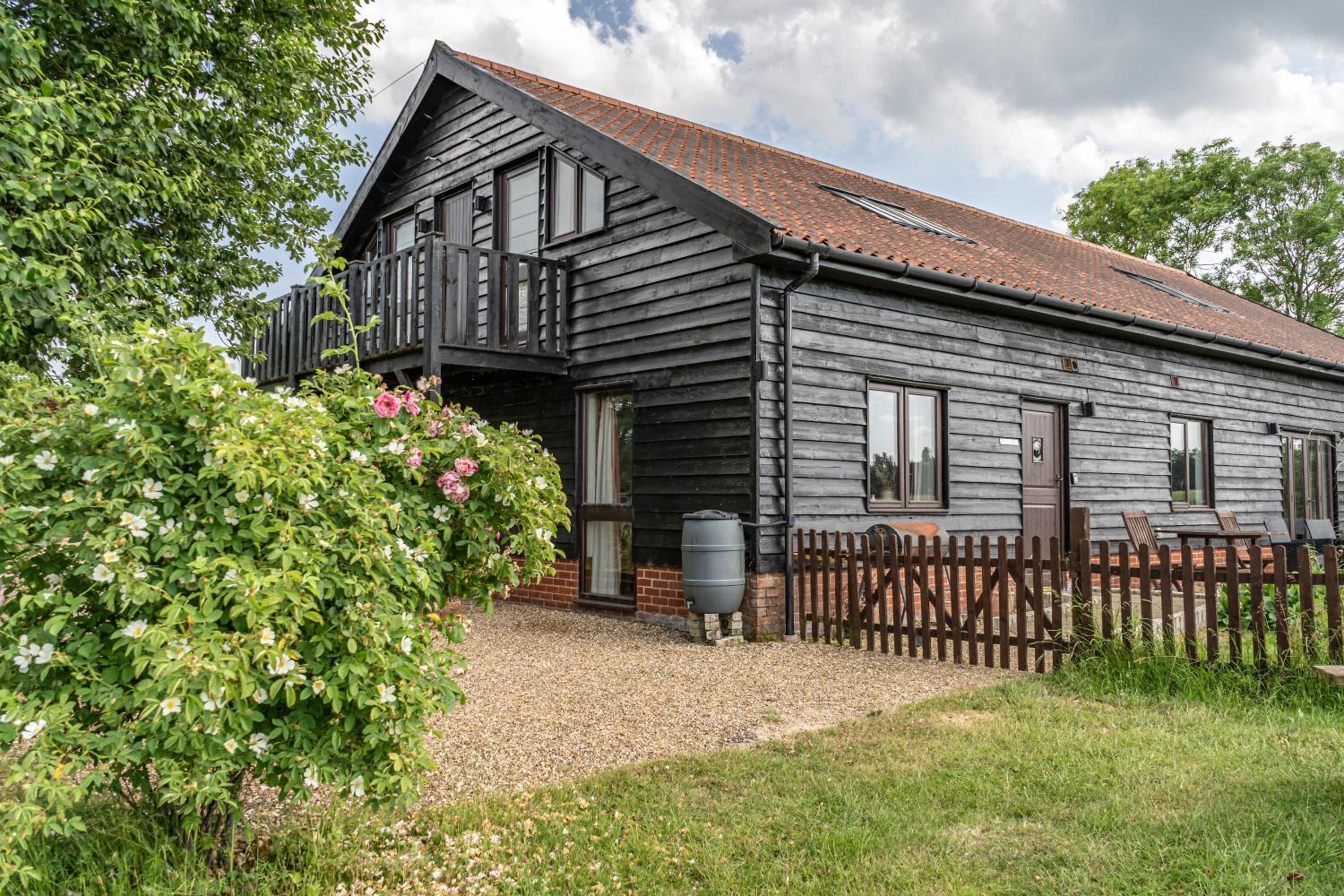 The Dairy - Holly Tree Barns view 3