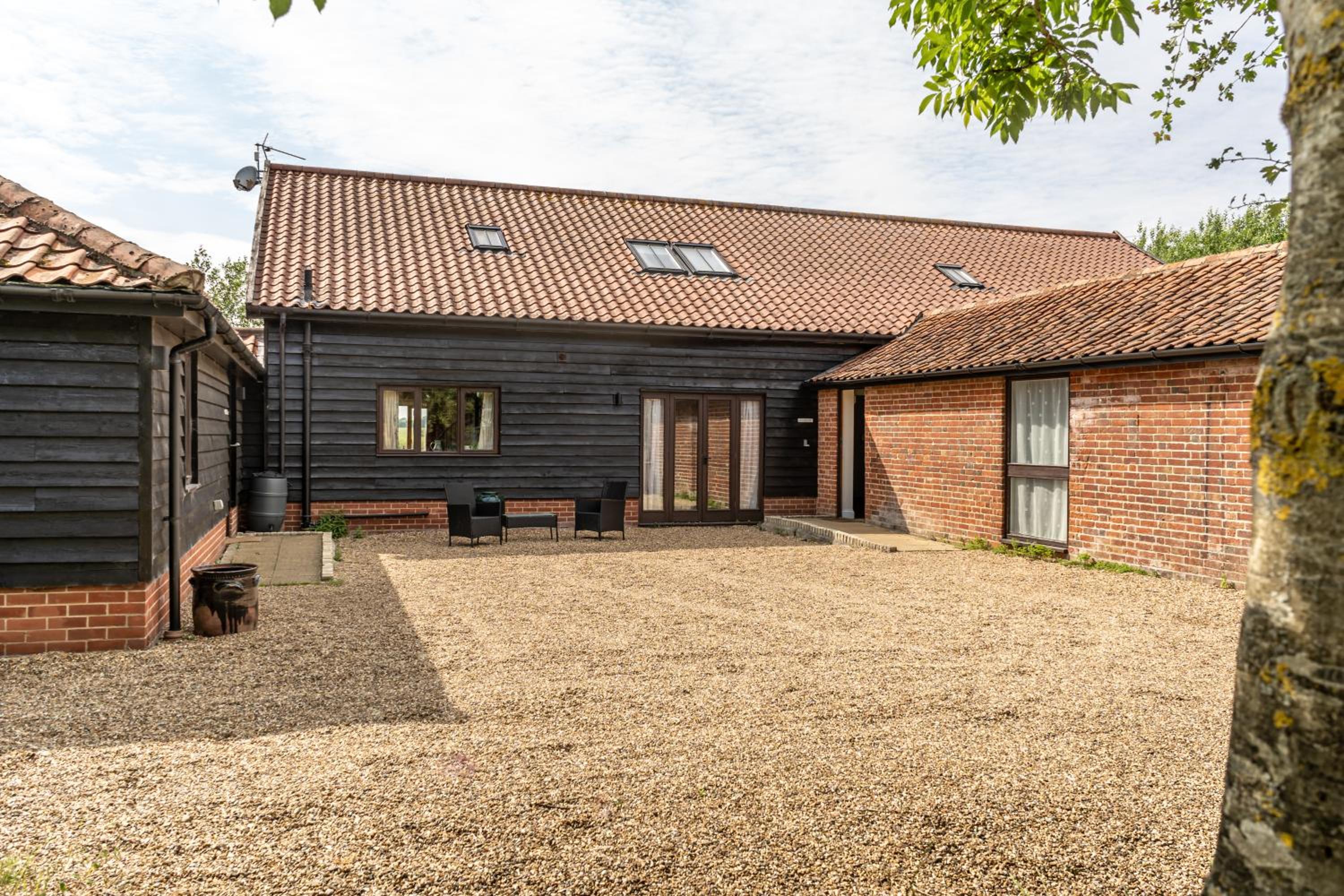 The Stables - Holly Tree Barns view 3