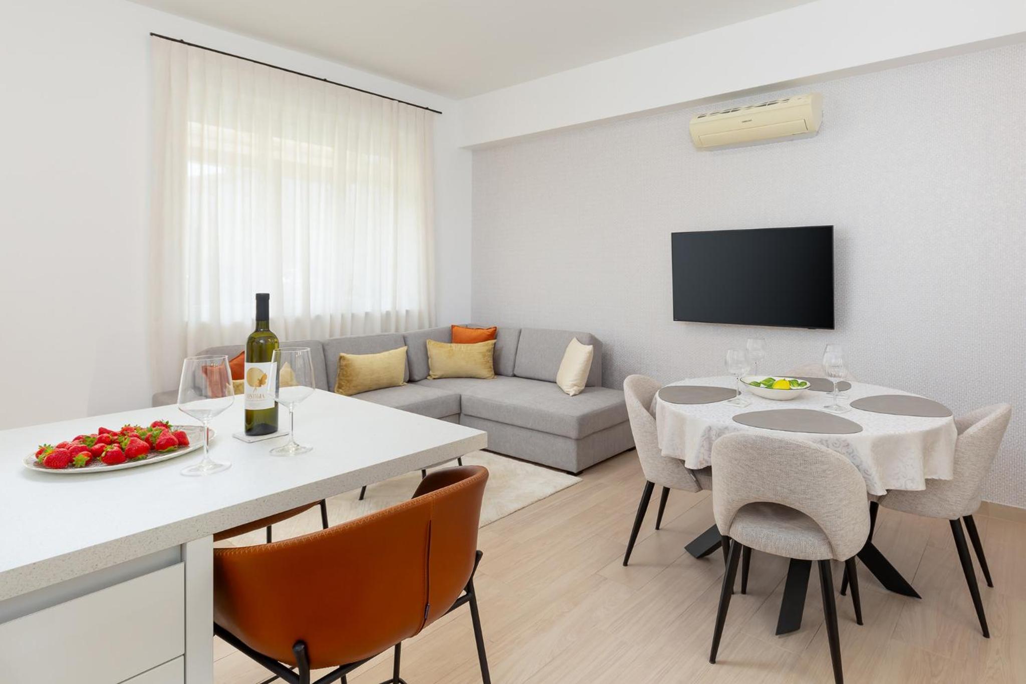 Stylish Apartment Mediterraneo