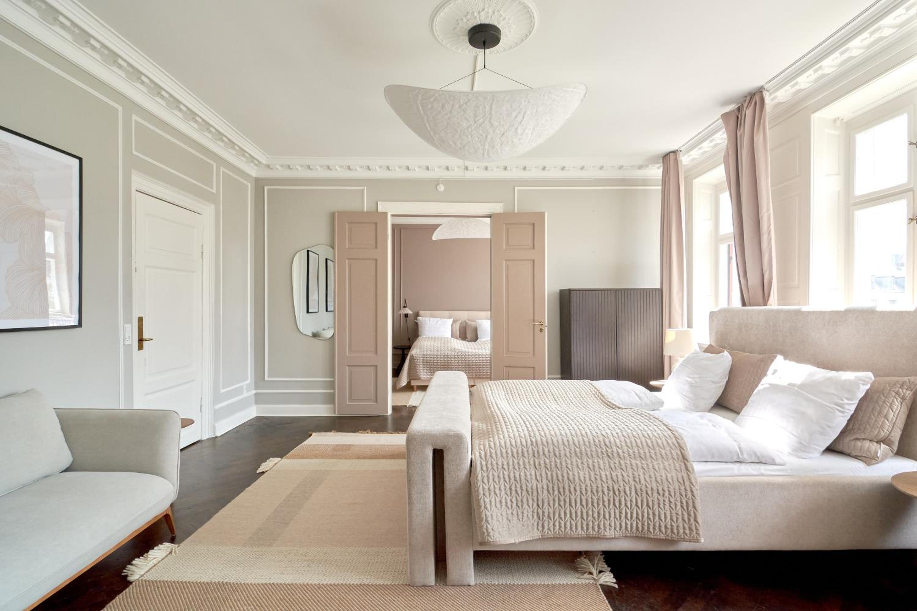 Stylish 4 Bedroom Apartment in CPH City view 4