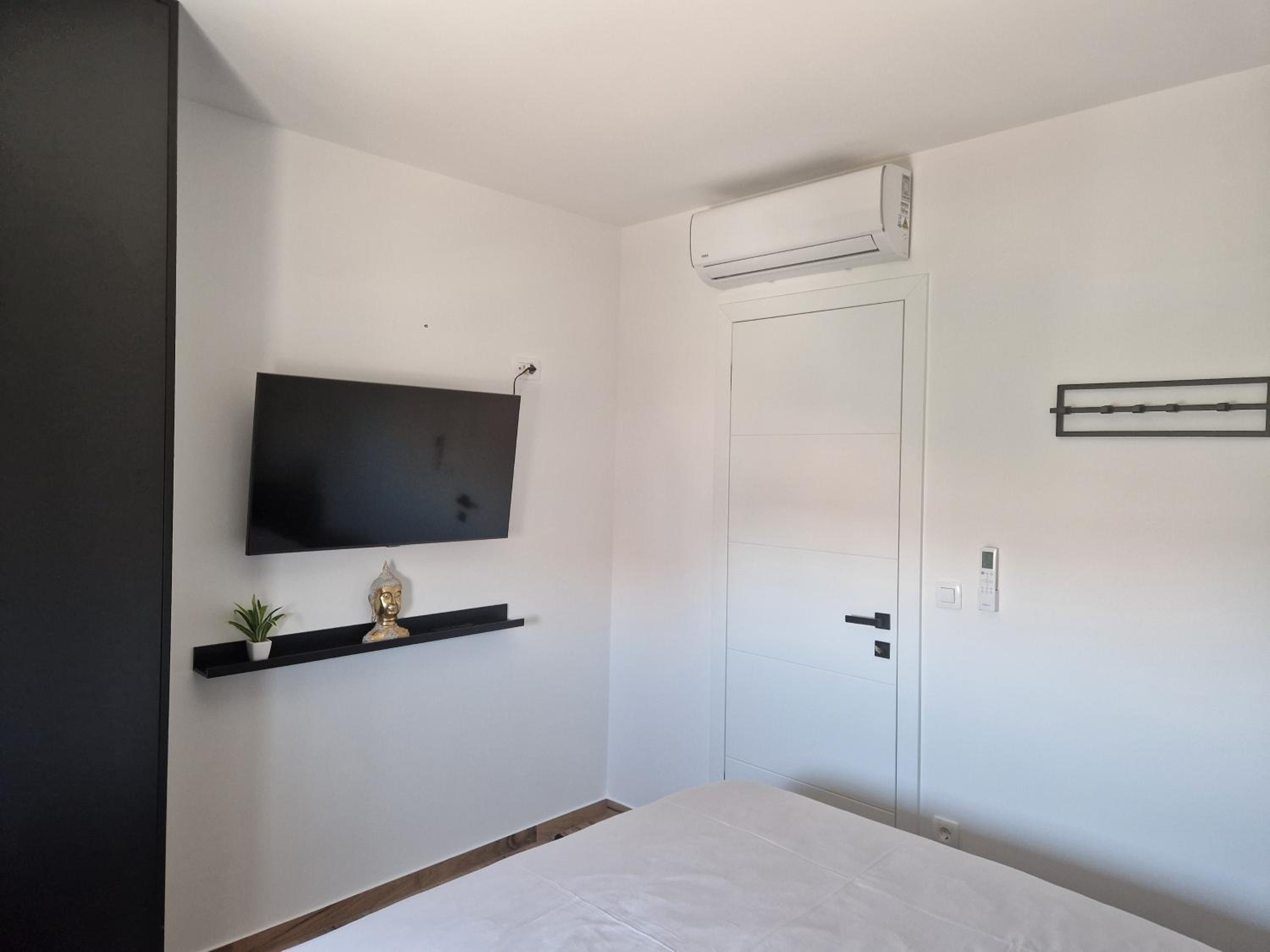 Apartment Luka
