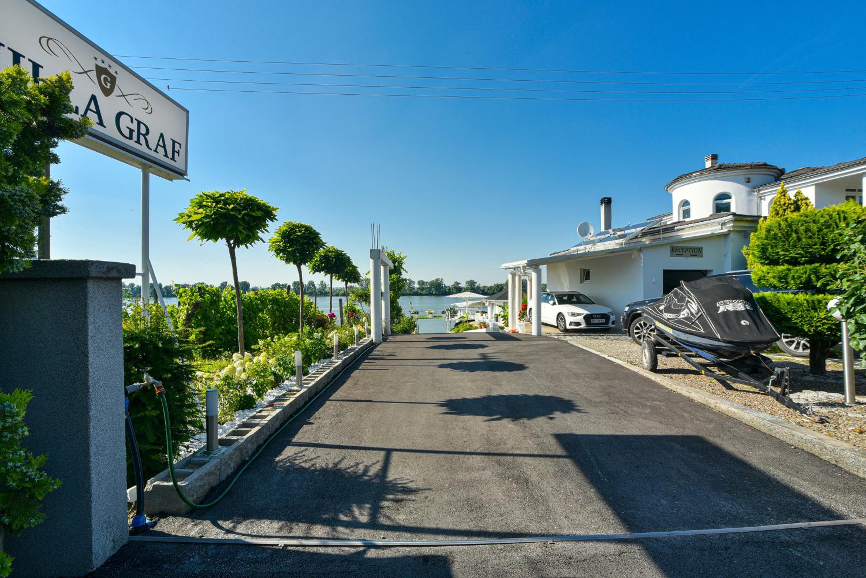 Apartments Villa Graf view 2