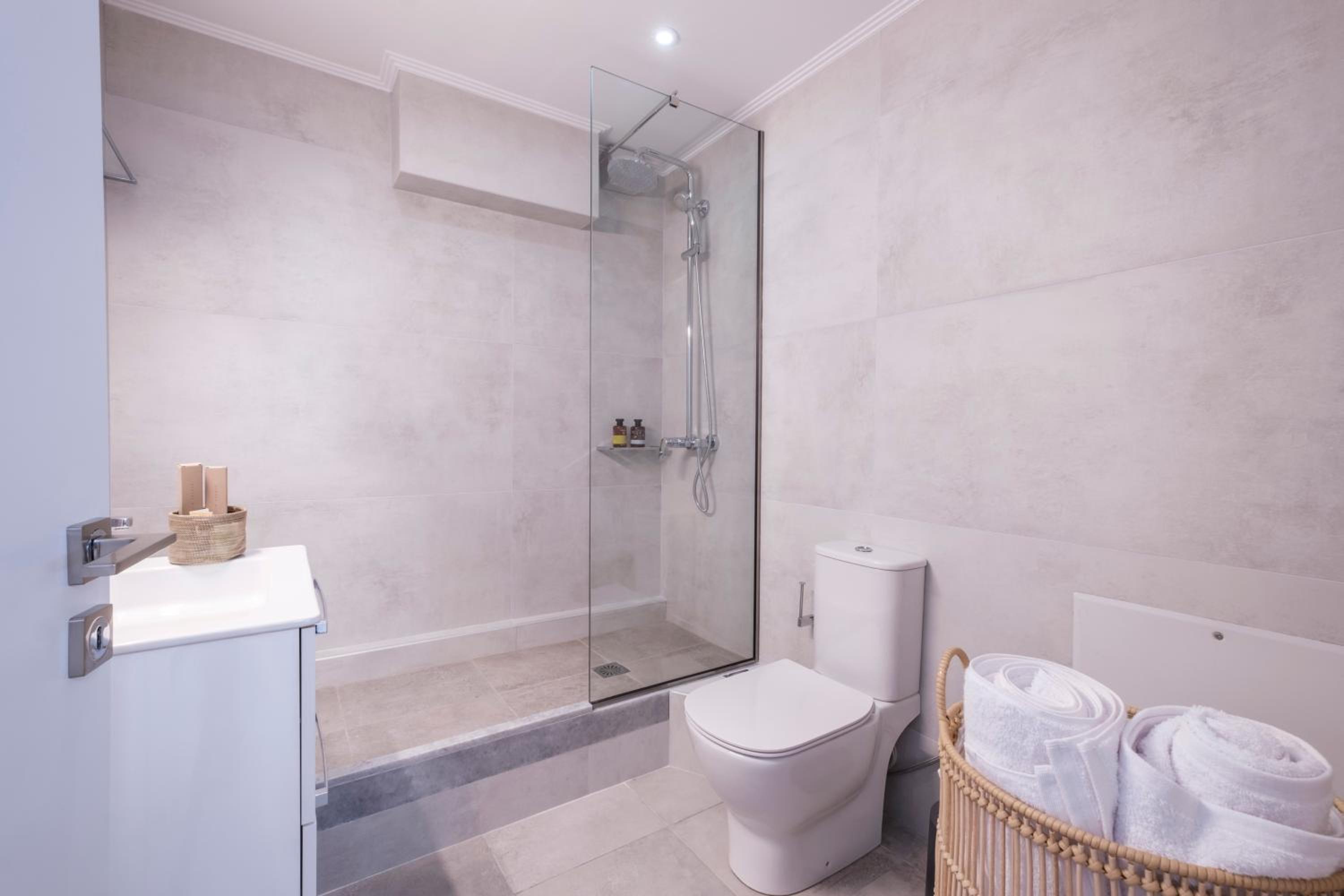 Shemesh Residence