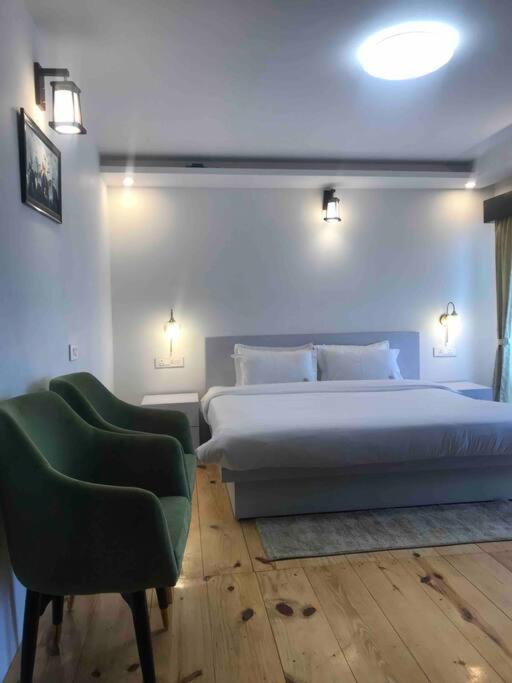BRIKitt Mountain Majesty Retreat 2BHK Getaway view 2