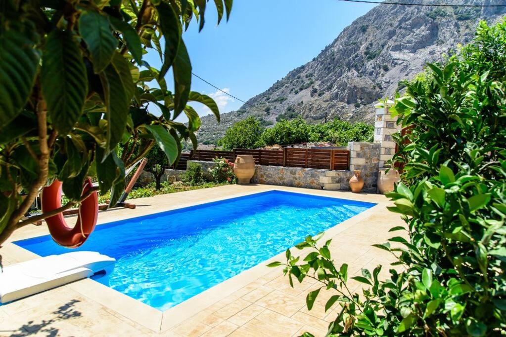 Kliton Villa