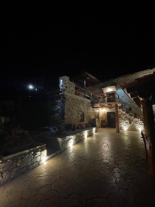 Kliton Villa