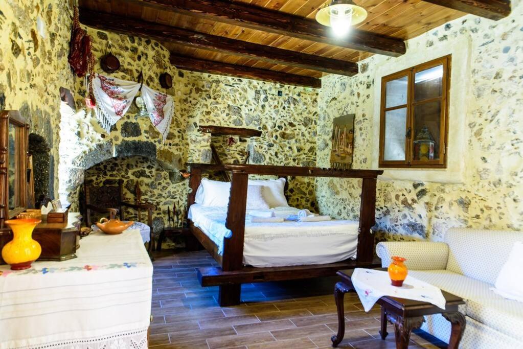 Kliton Villa