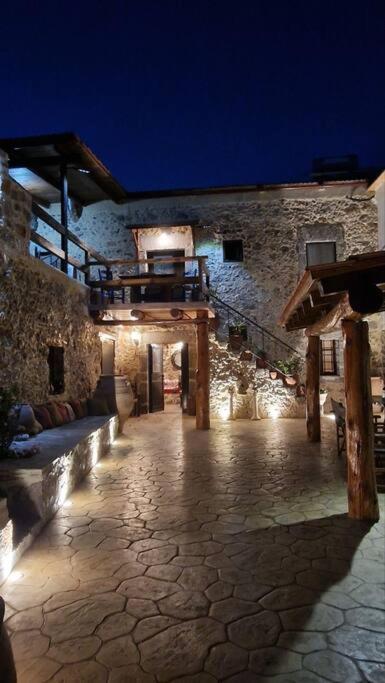 Kliton Villa