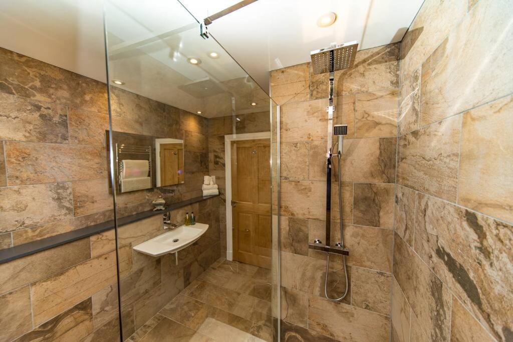 Avernish Lodge-Kyle of Lochalsh view 4