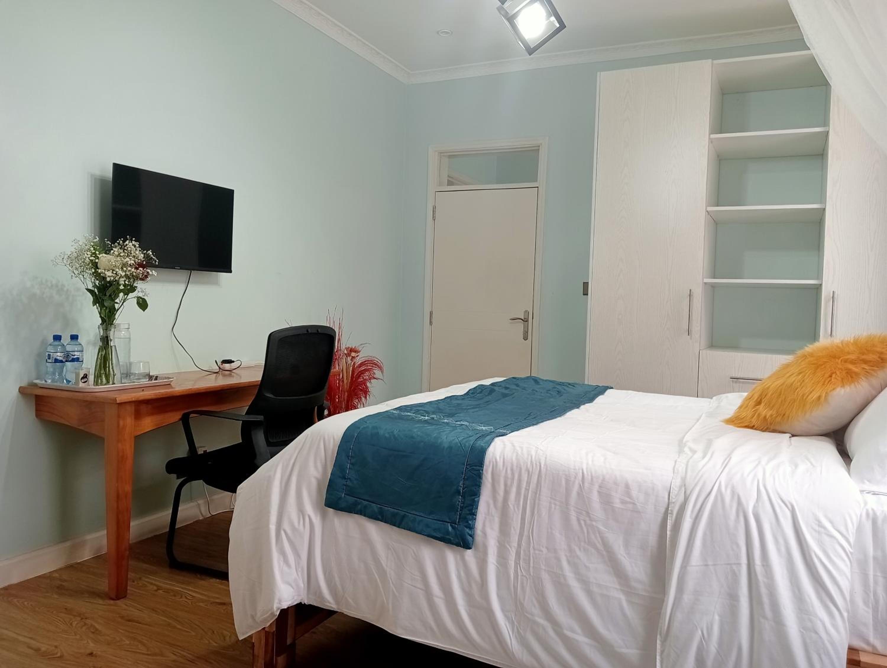 Cozy and Comfi Family Stay with Unique Private Room