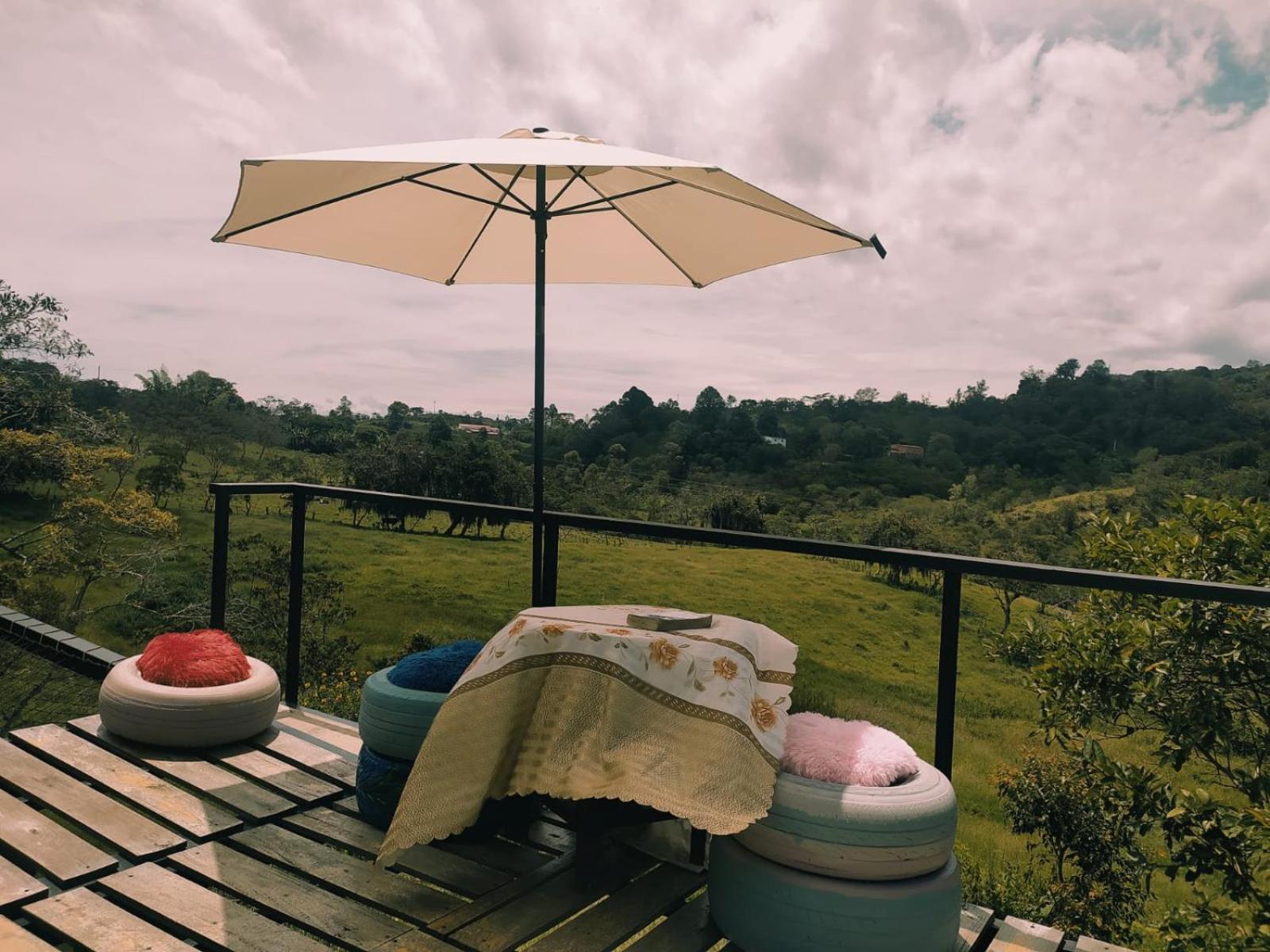 Encanto Glamping