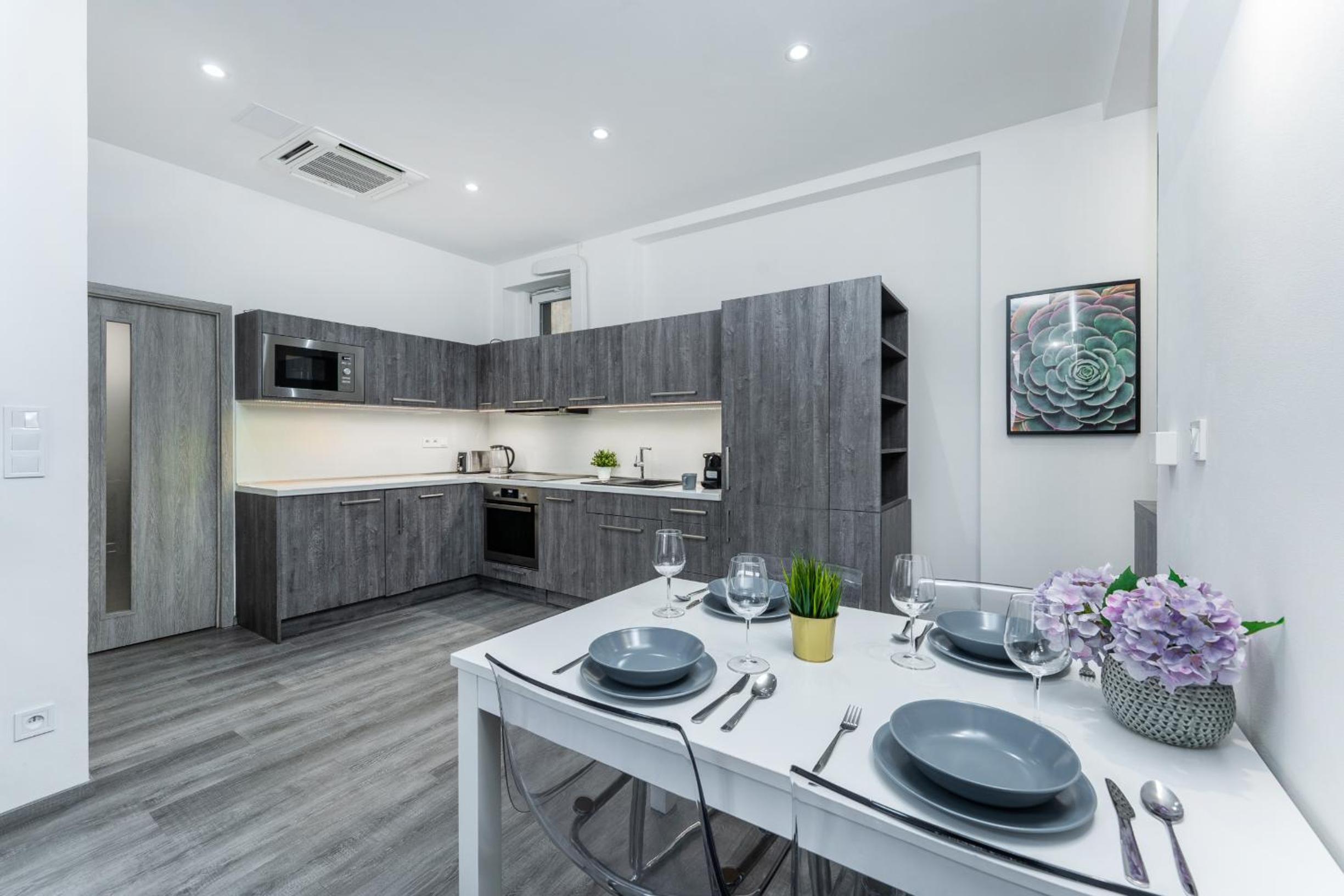 Rentero Wenceslas square Apartment, Prague