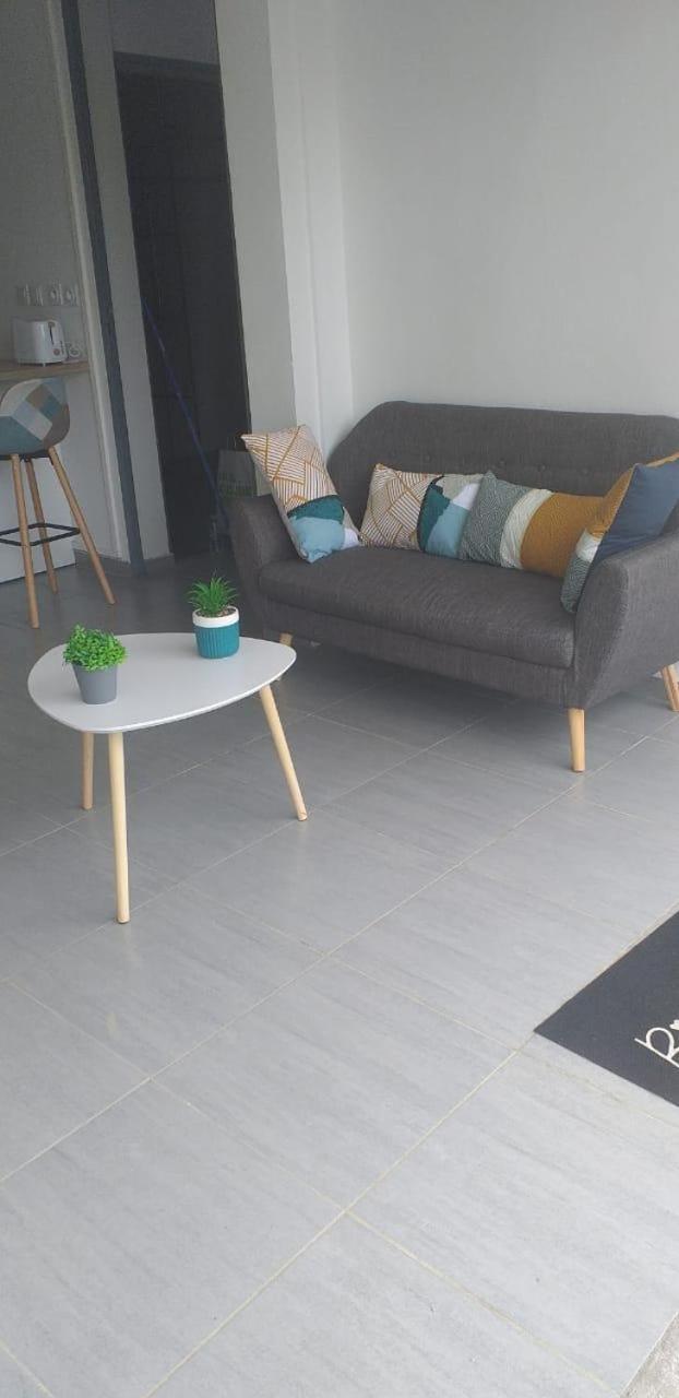 Location bas de villa view 5
