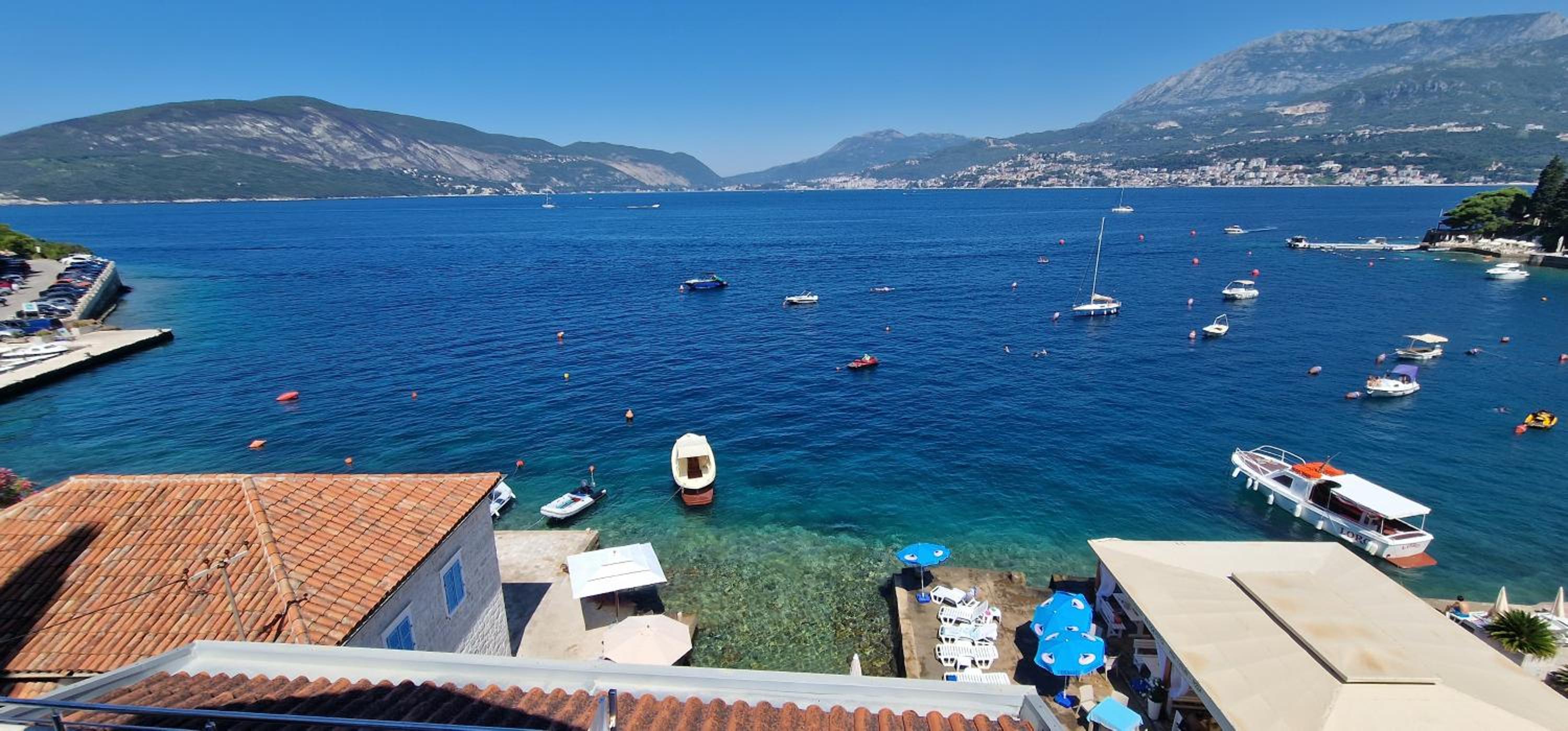 Villa del mare view 2