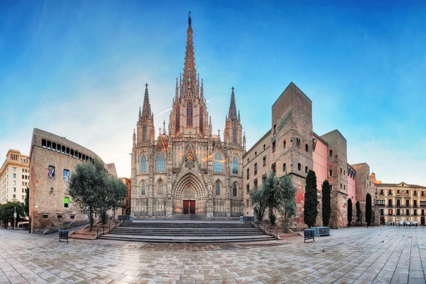 CASA NEUS, Casa única cerca de Barcelona