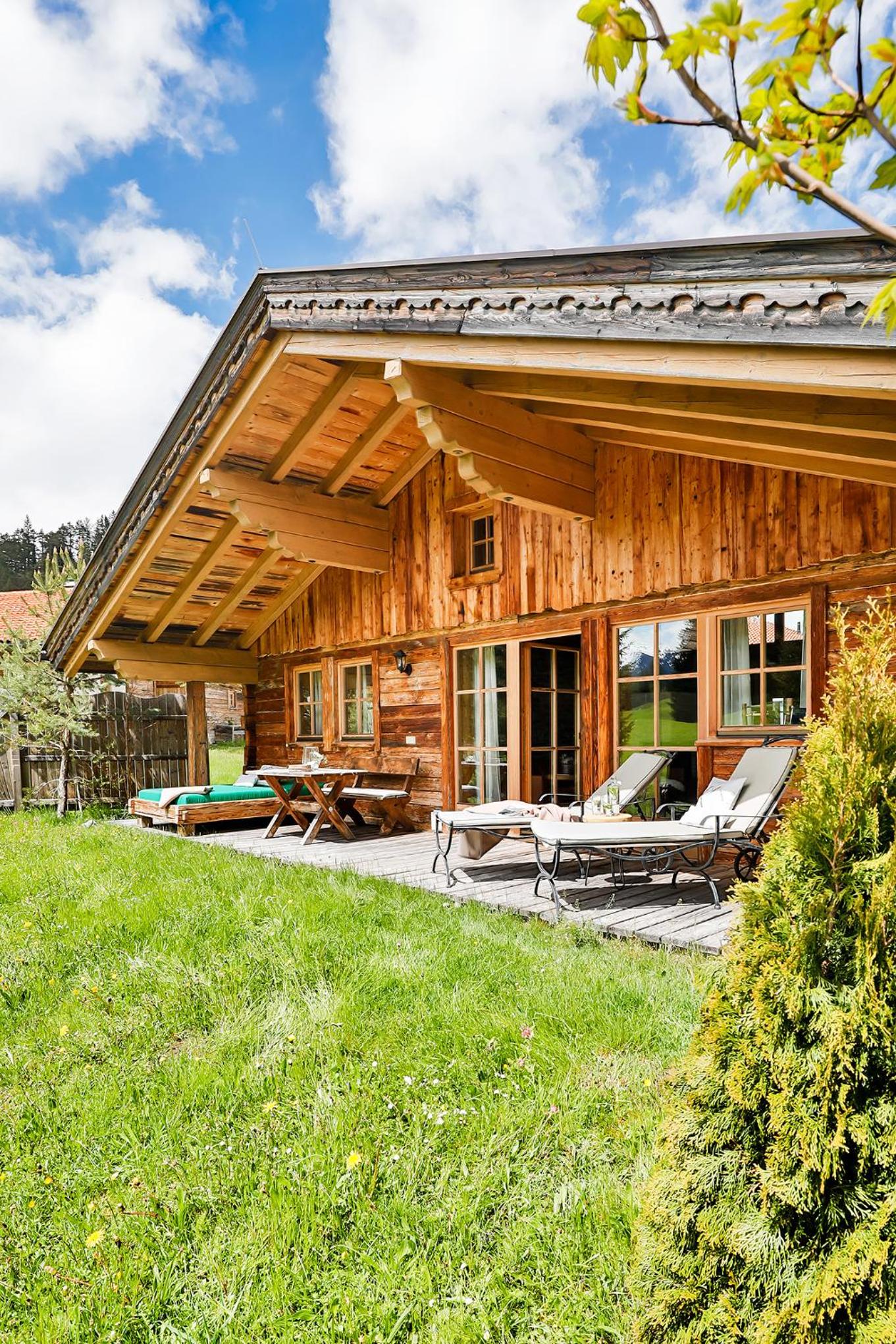 LaPosch - Living Lands