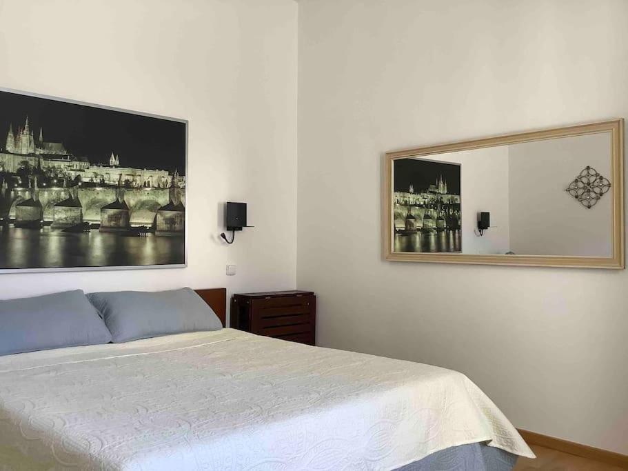 Quiet, Spacious and New 72m2 Old Town Apartment - perfect for 4-6
