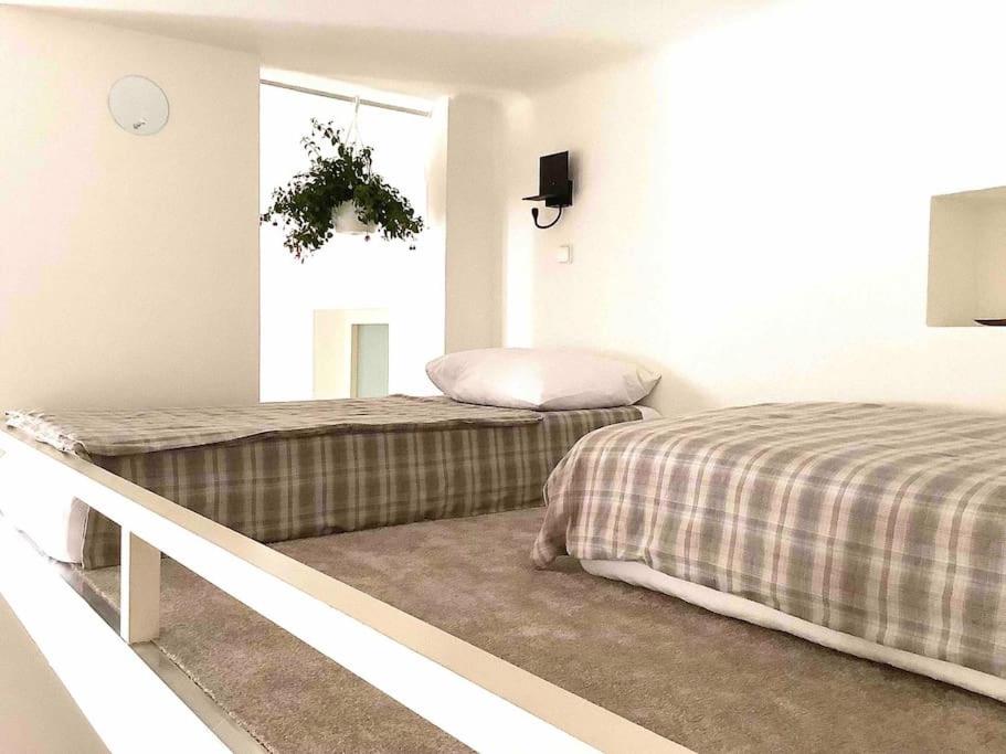 Quiet, Spacious and New 72m2 Old Town Apartment - perfect for 4-6