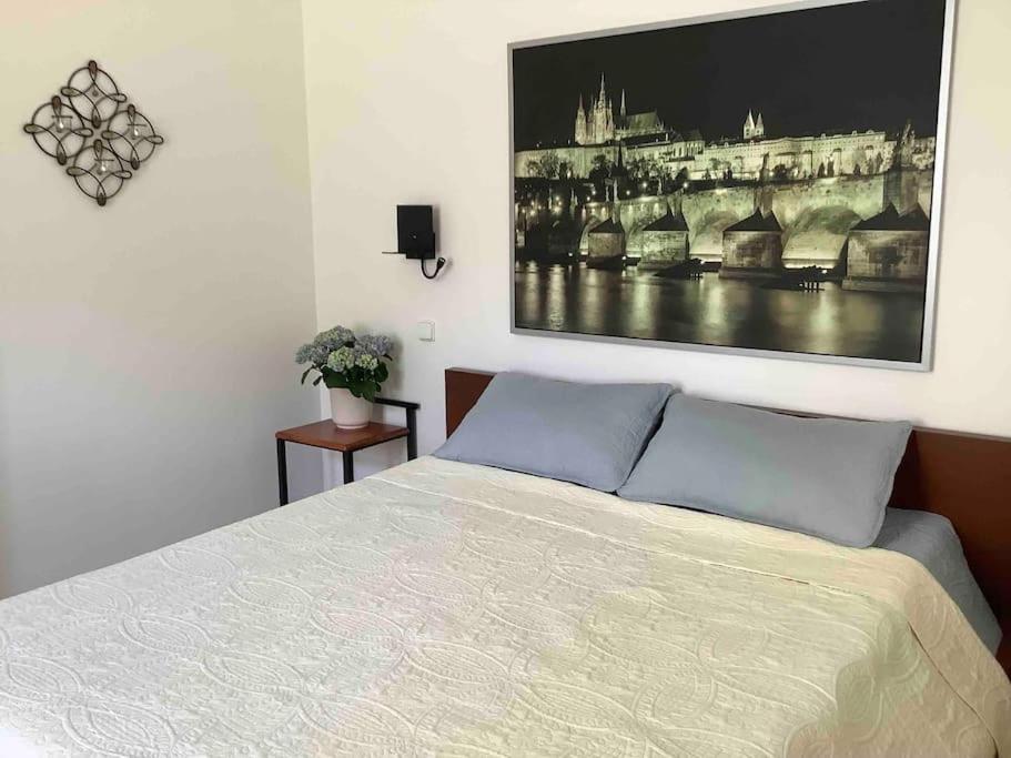 Quiet, Spacious and New 72m2 Old Town Apartment - perfect for 4-6