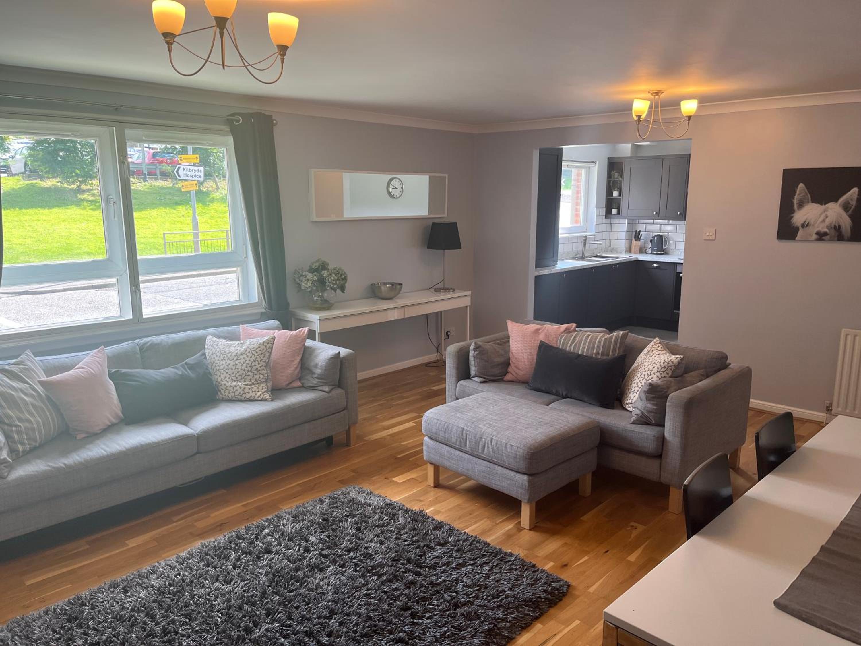 Flat Two, 212 Eaglesham Road, East Kilbride, Glasgow view 5