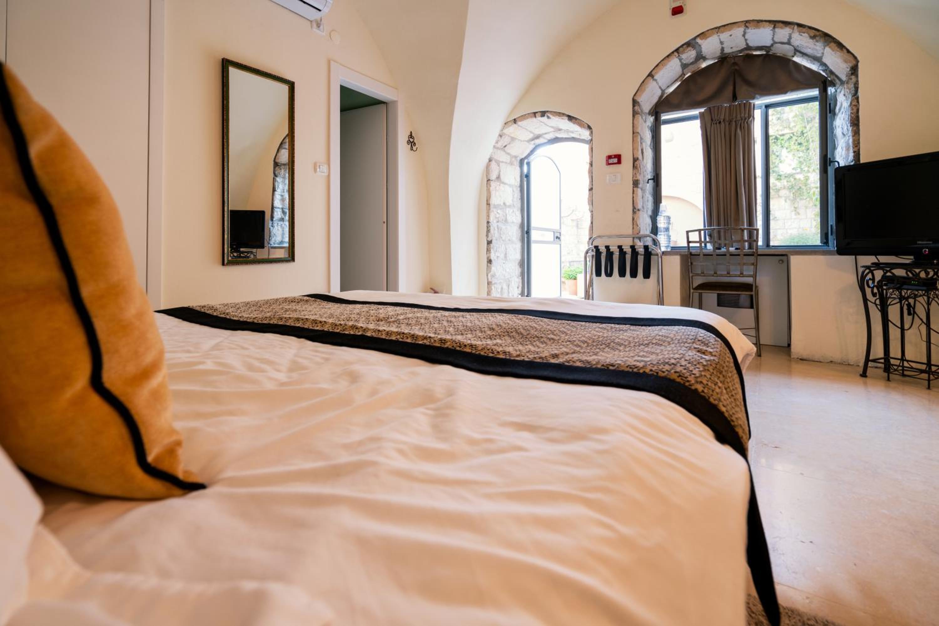 Artists' Colony Inn Zefat