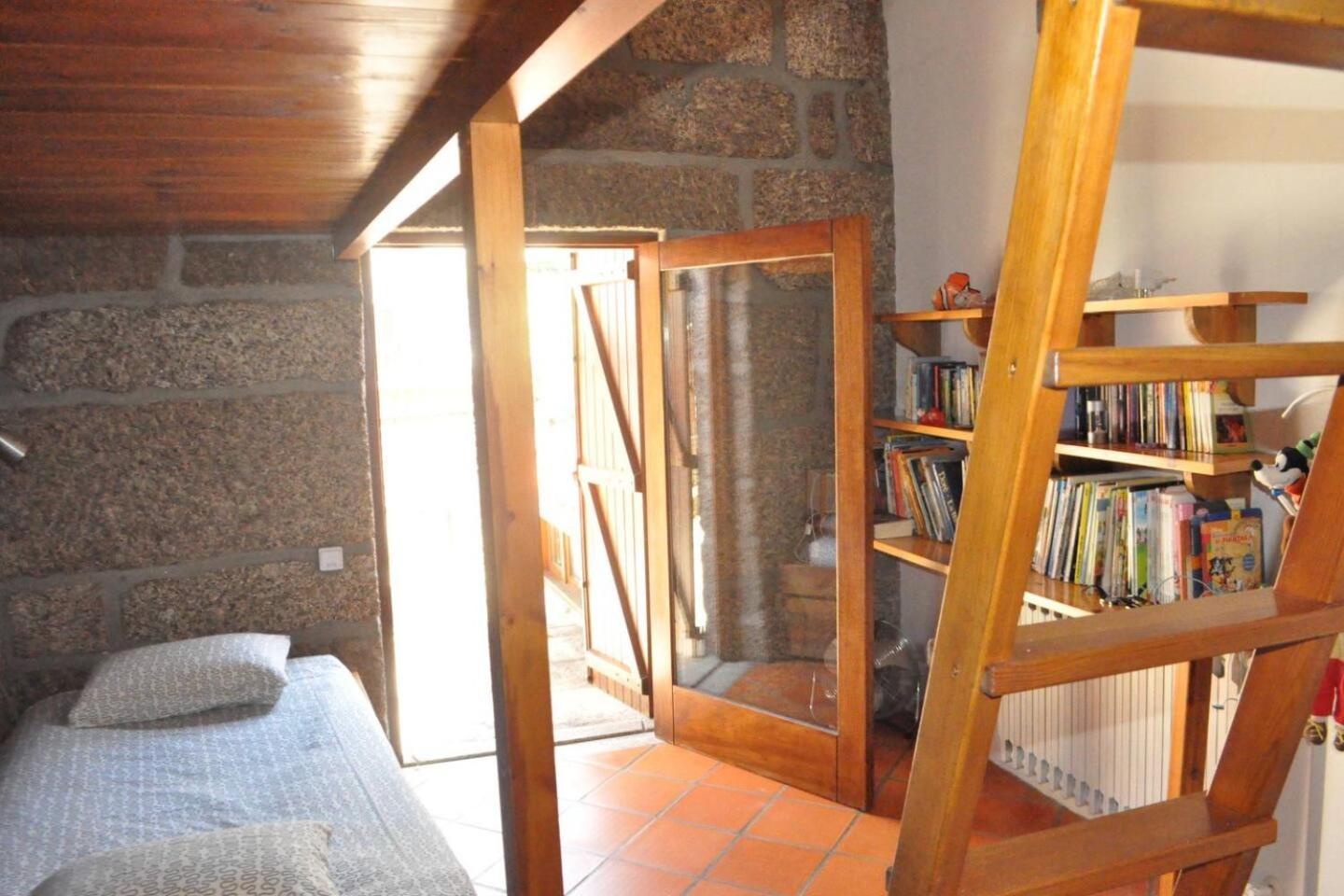Cozy Family Home in Amazing Mountain with piano view 4