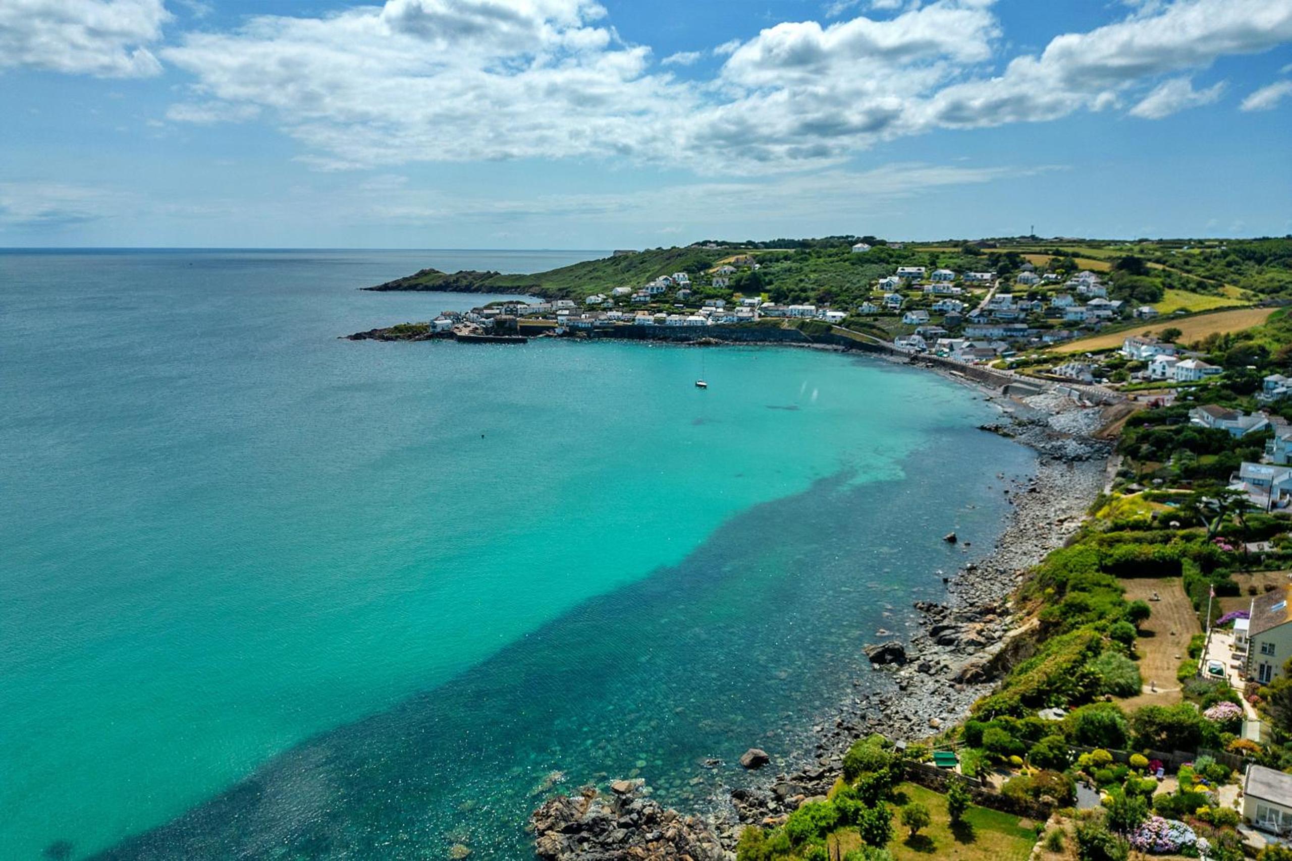 Finest Retreats - Tregatreath view 3