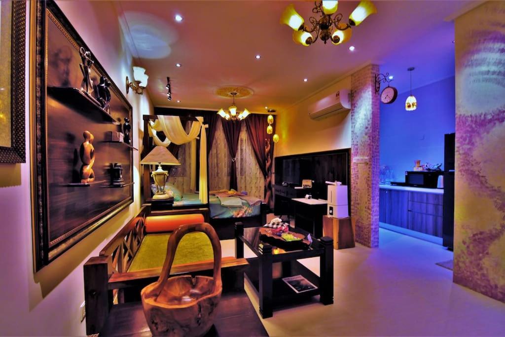 Boutique Studio- Riverine Diamond photo 2
