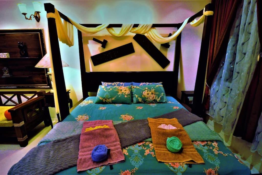 Boutique Studio- Riverine Diamond photo 5