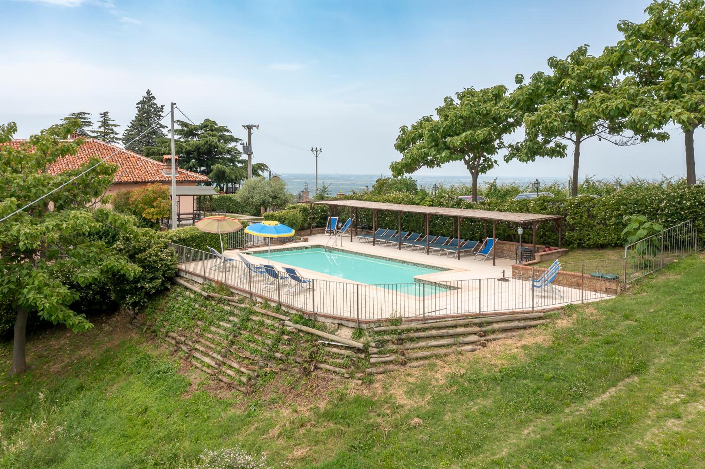 Agriturismo Cantine Bevione - Family Apartments with panoramic view view 2