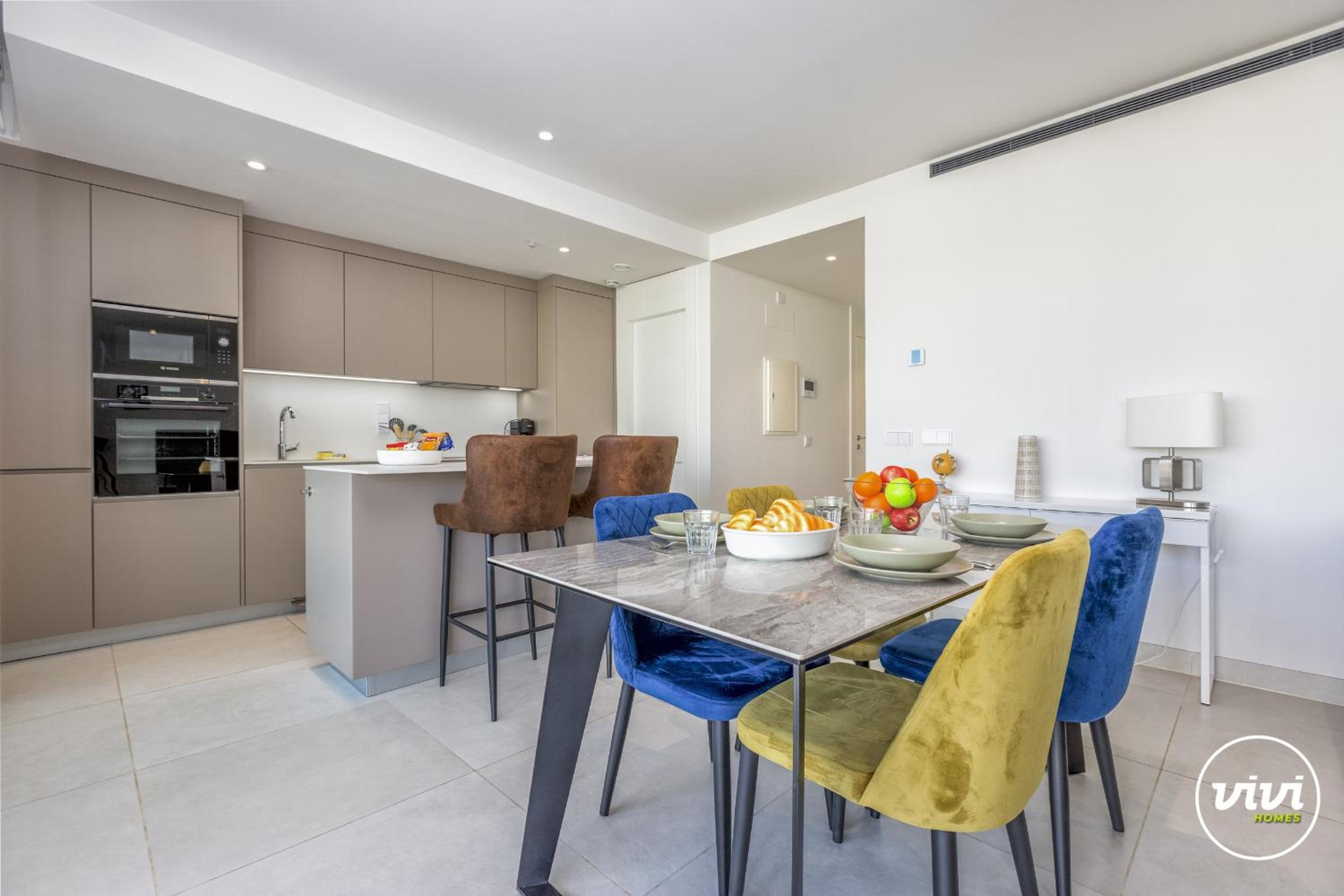 ViVi Homes - Deco Pool, Garden, Terrace & Beach