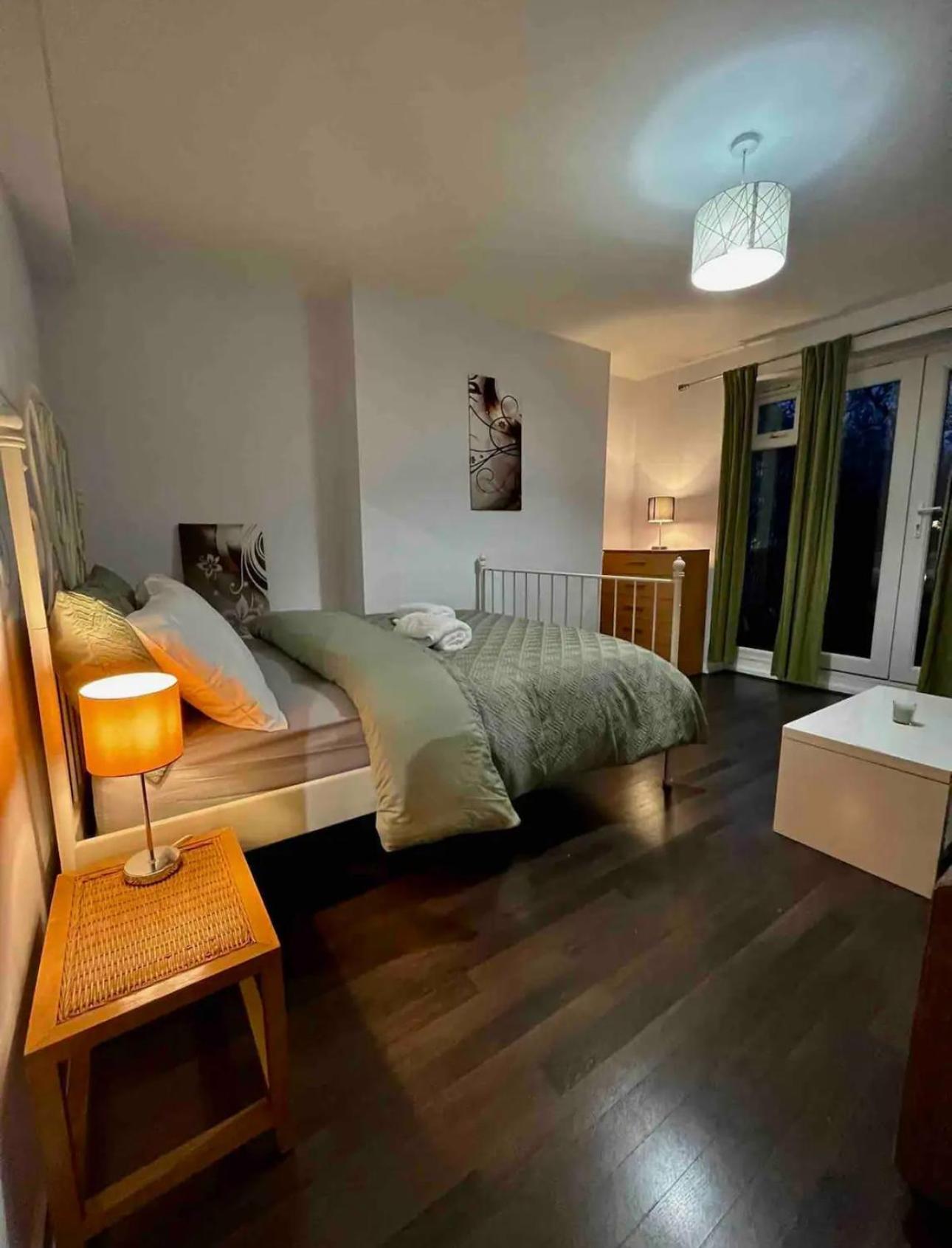 Karen House R2