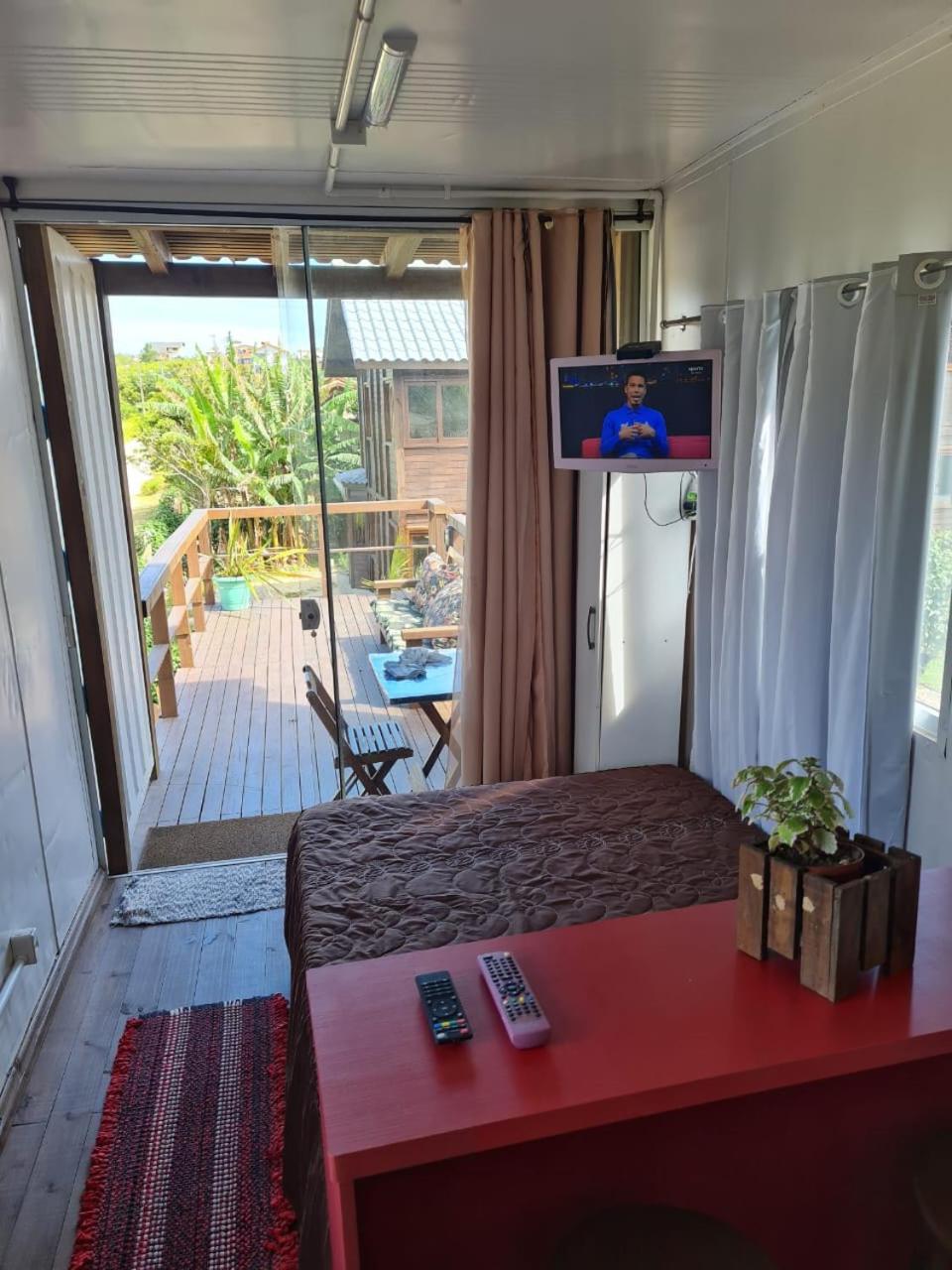 Hindu Box Containers e Cabanas