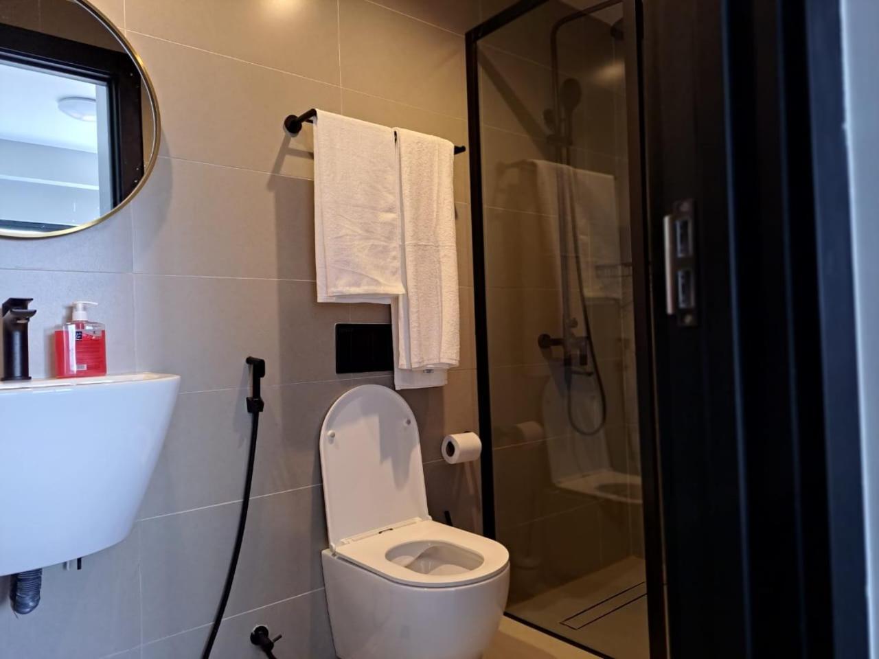 Your ideal 2 bedroom stay Karibu view 3