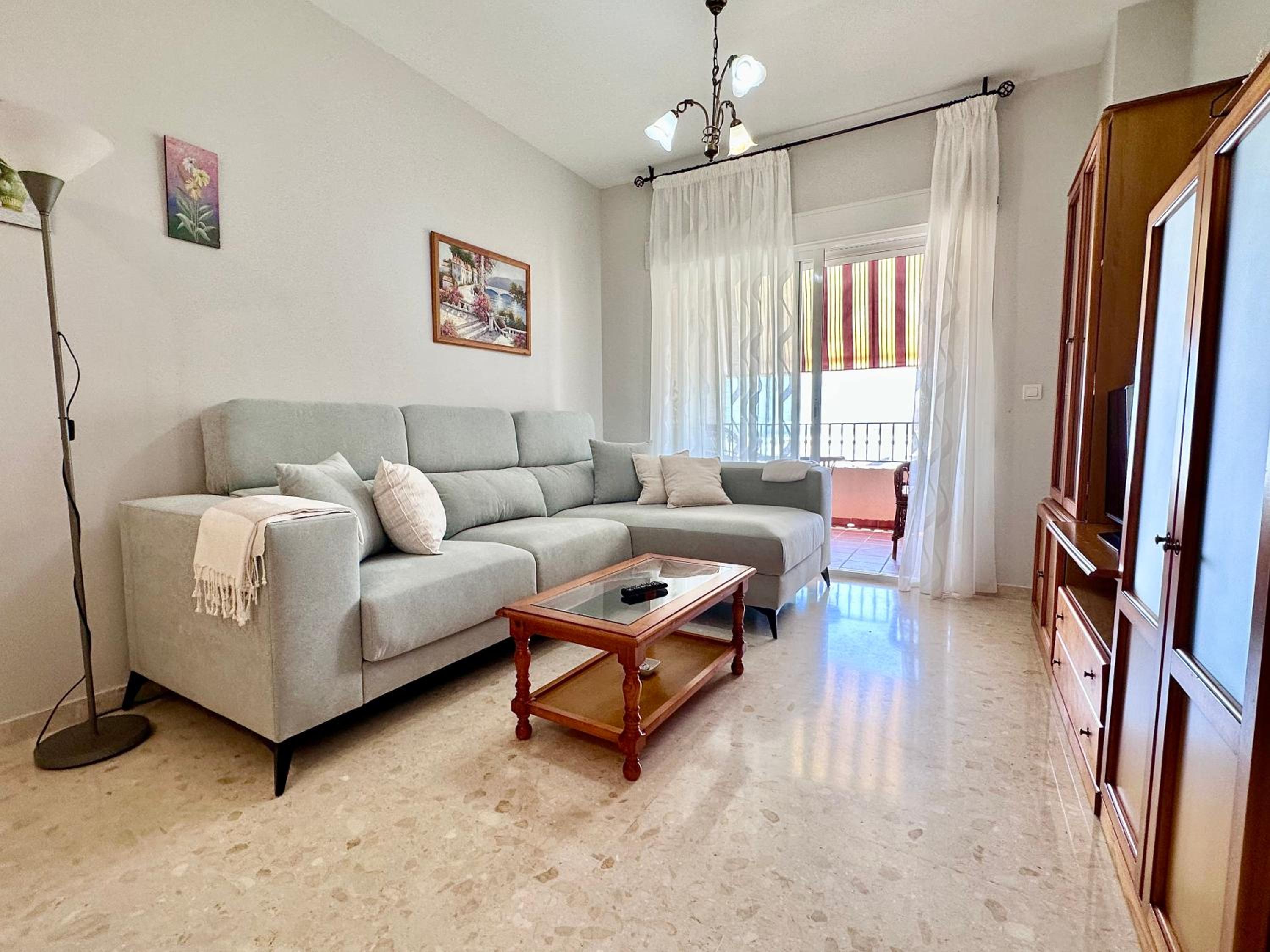 Apartamento Playa Calahonda El Farillo con terraza