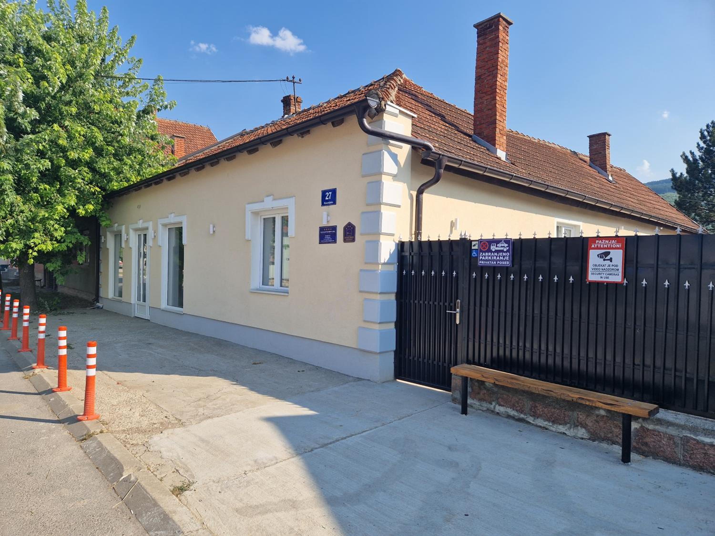 Photo 16