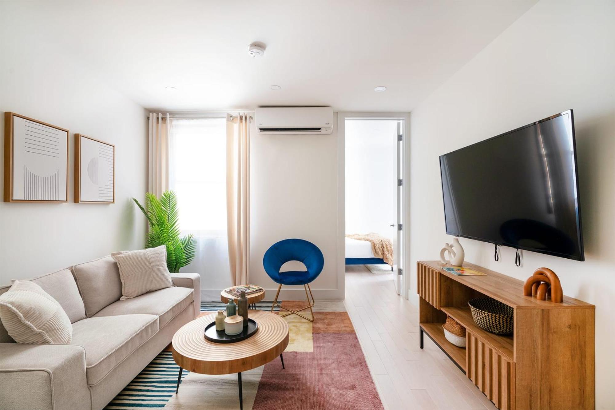 78-4A 2BR Duplex with a Balcony Prime UES