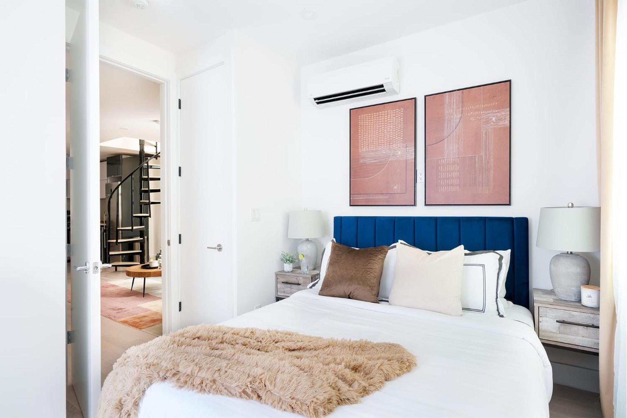 78-4A 2BR Duplex with a Balcony Prime UES