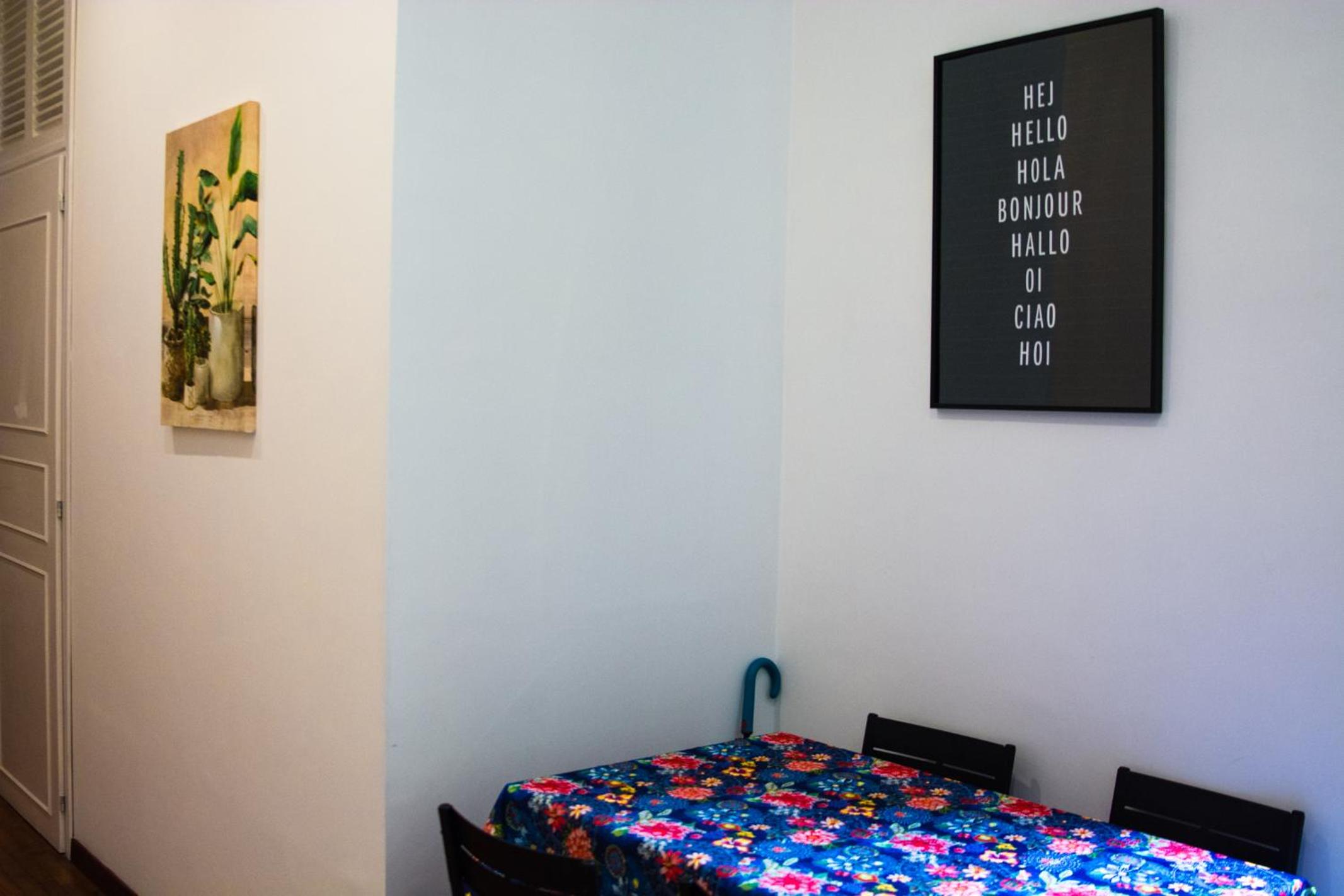Praty Rooms