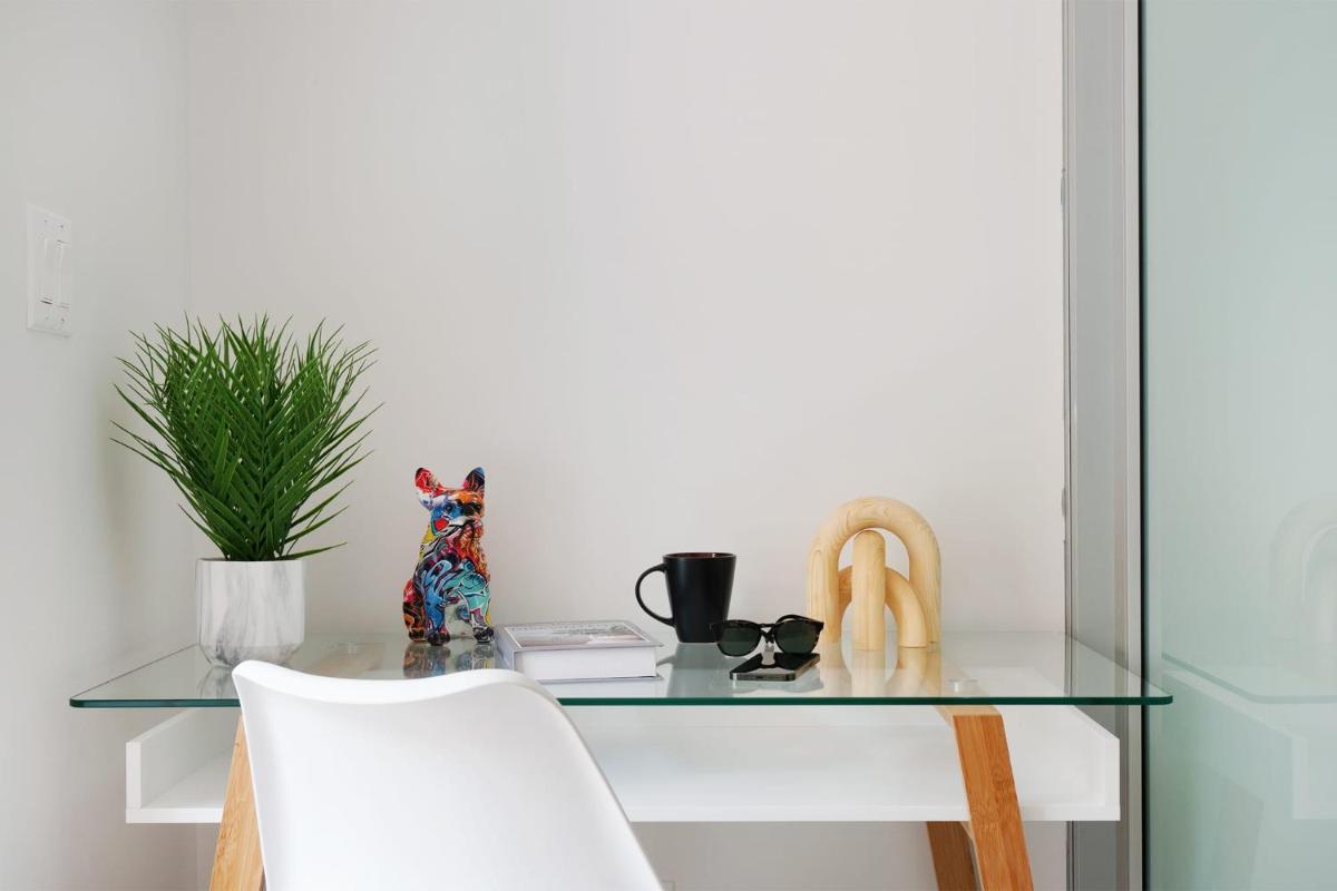 78-3C Newly renovated 1BR WD Walk 2 Central Park