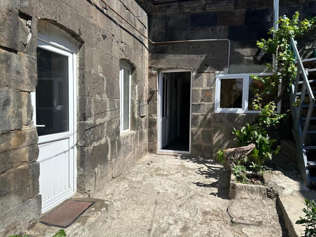Ispiryan's Home