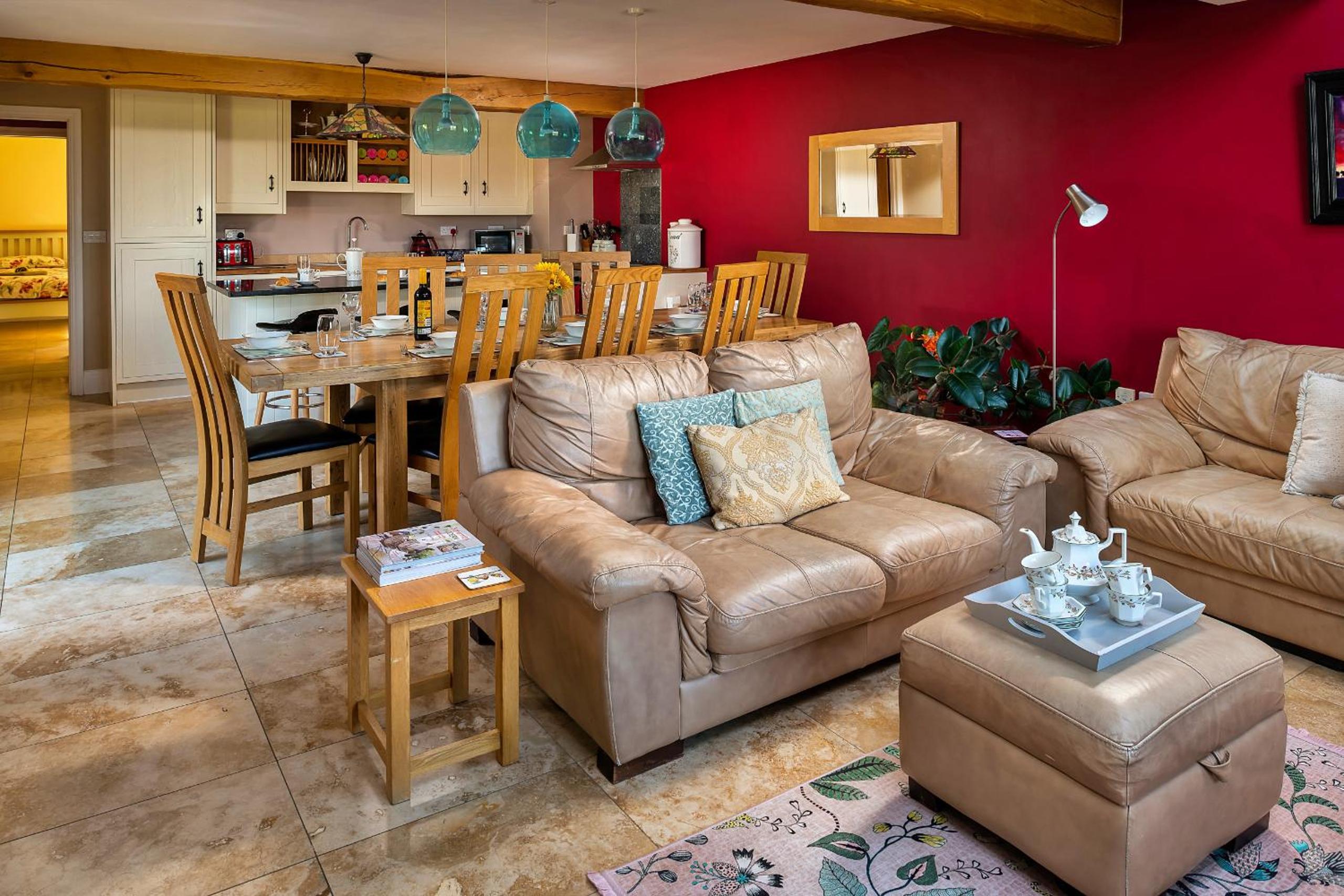 Finest Retreats - Skyview Lodge view 2