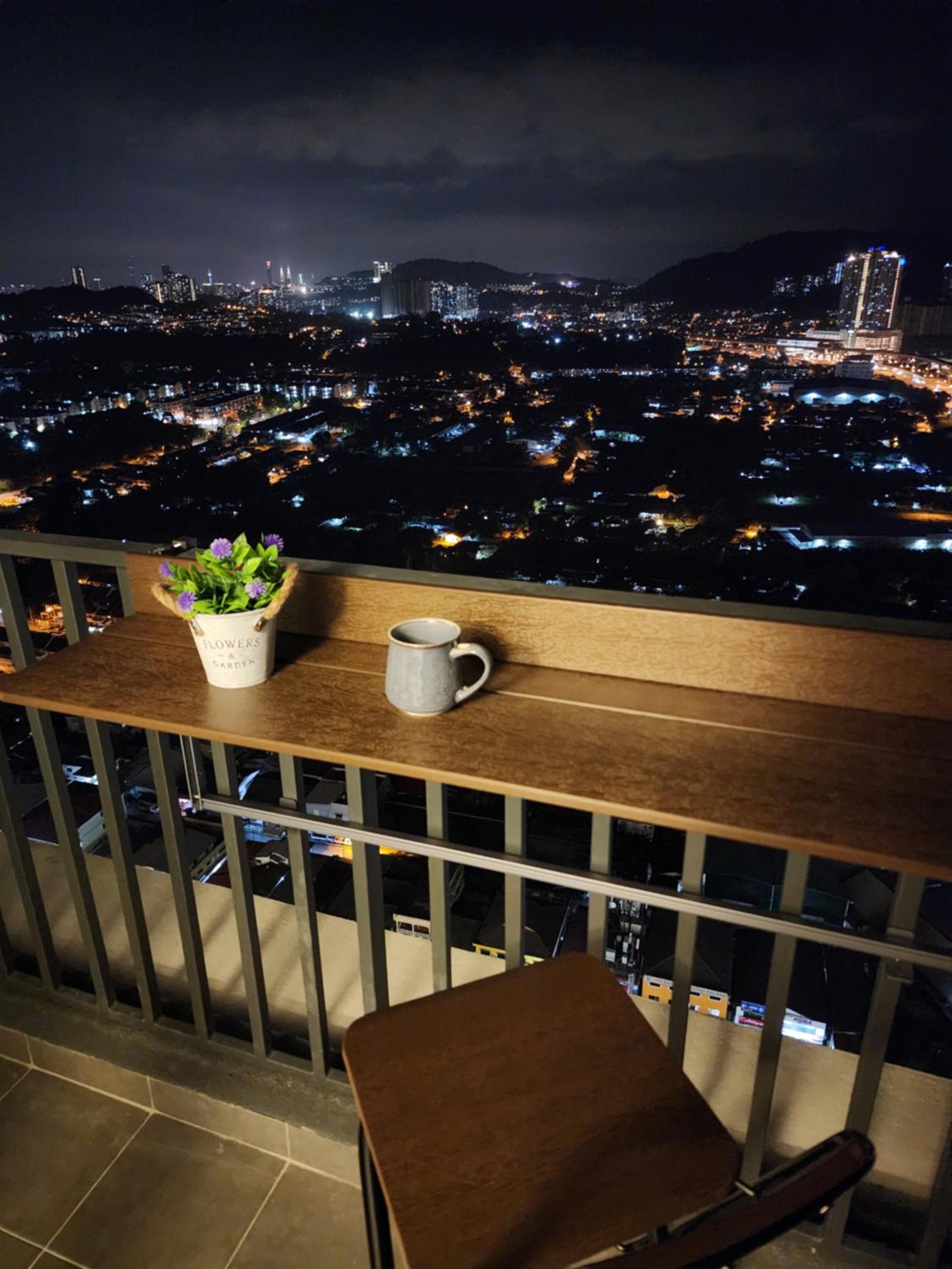 The Netizen #Cheras#C180#MRT#9person stay#Staycation 3 Bed Rooms photo 6