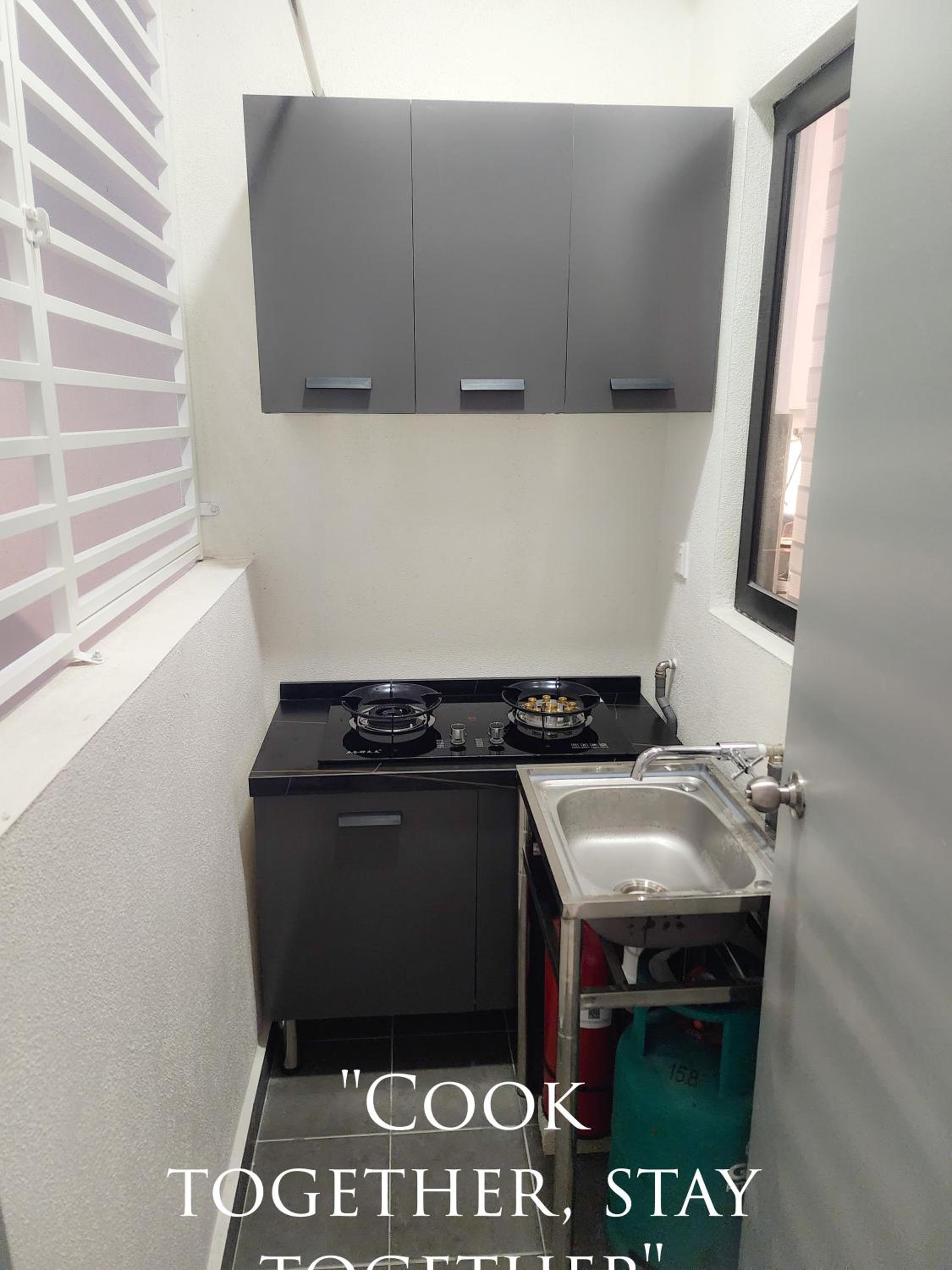 The Netizen #Cheras#C180#MRT#9person stay#Staycation 3 Bed Rooms